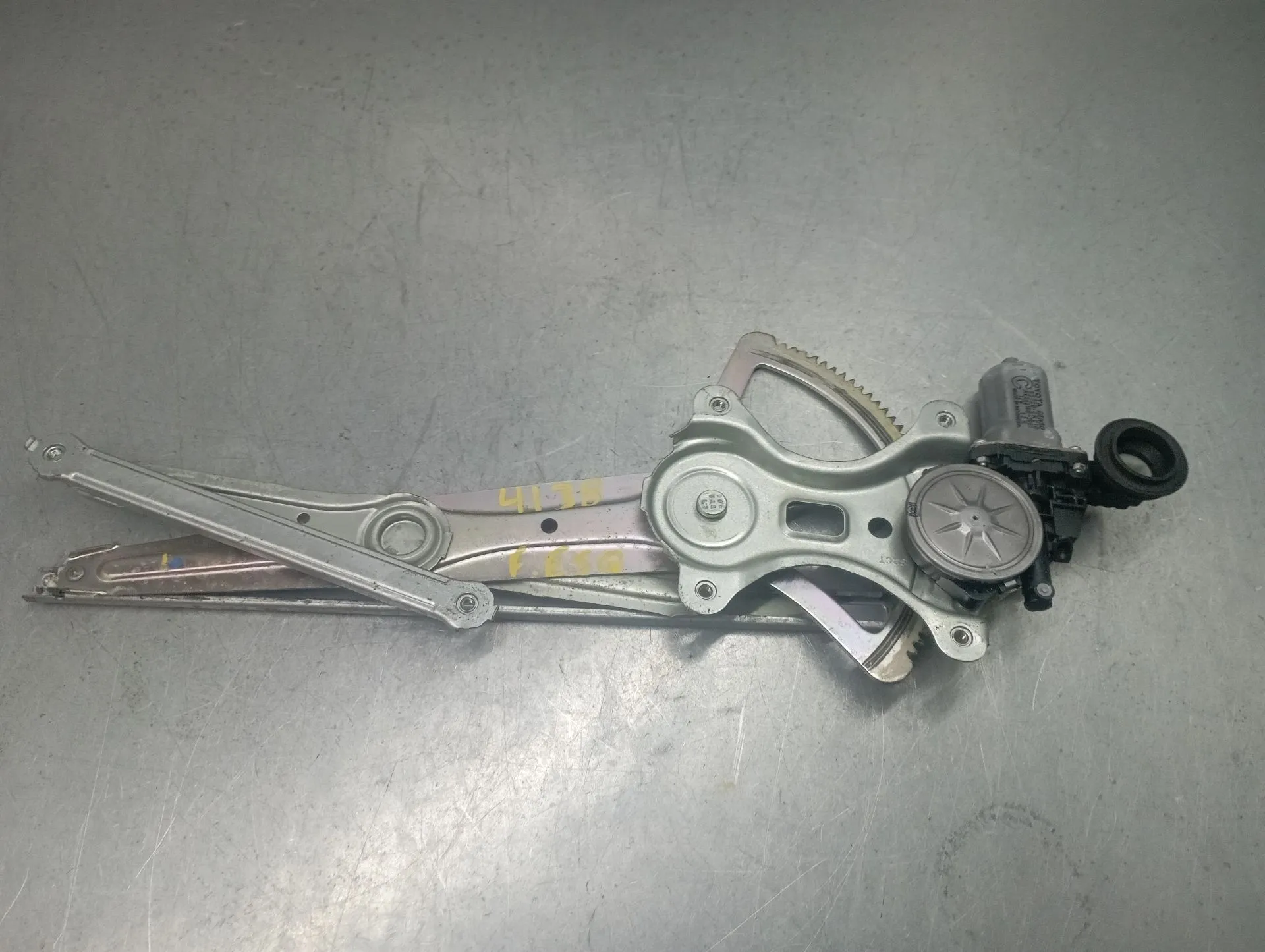 Lève-vitre avant gauche TOYOTA Hilux VII Pick Up (_N1_, _N2_, _N3_)