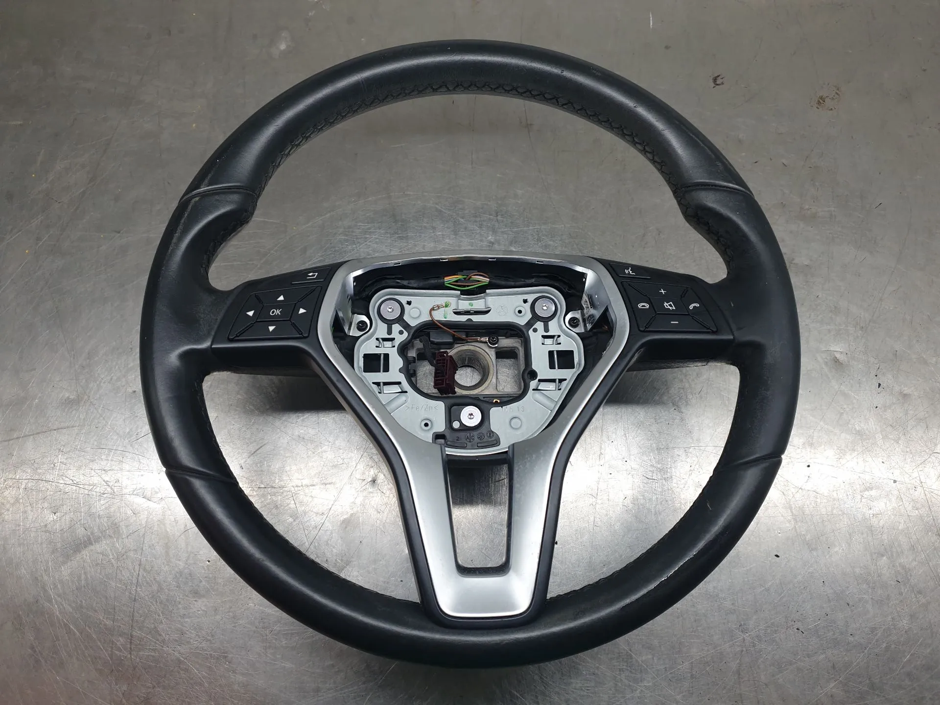 Volante MERCEDES-BENZ Classe A (W176)