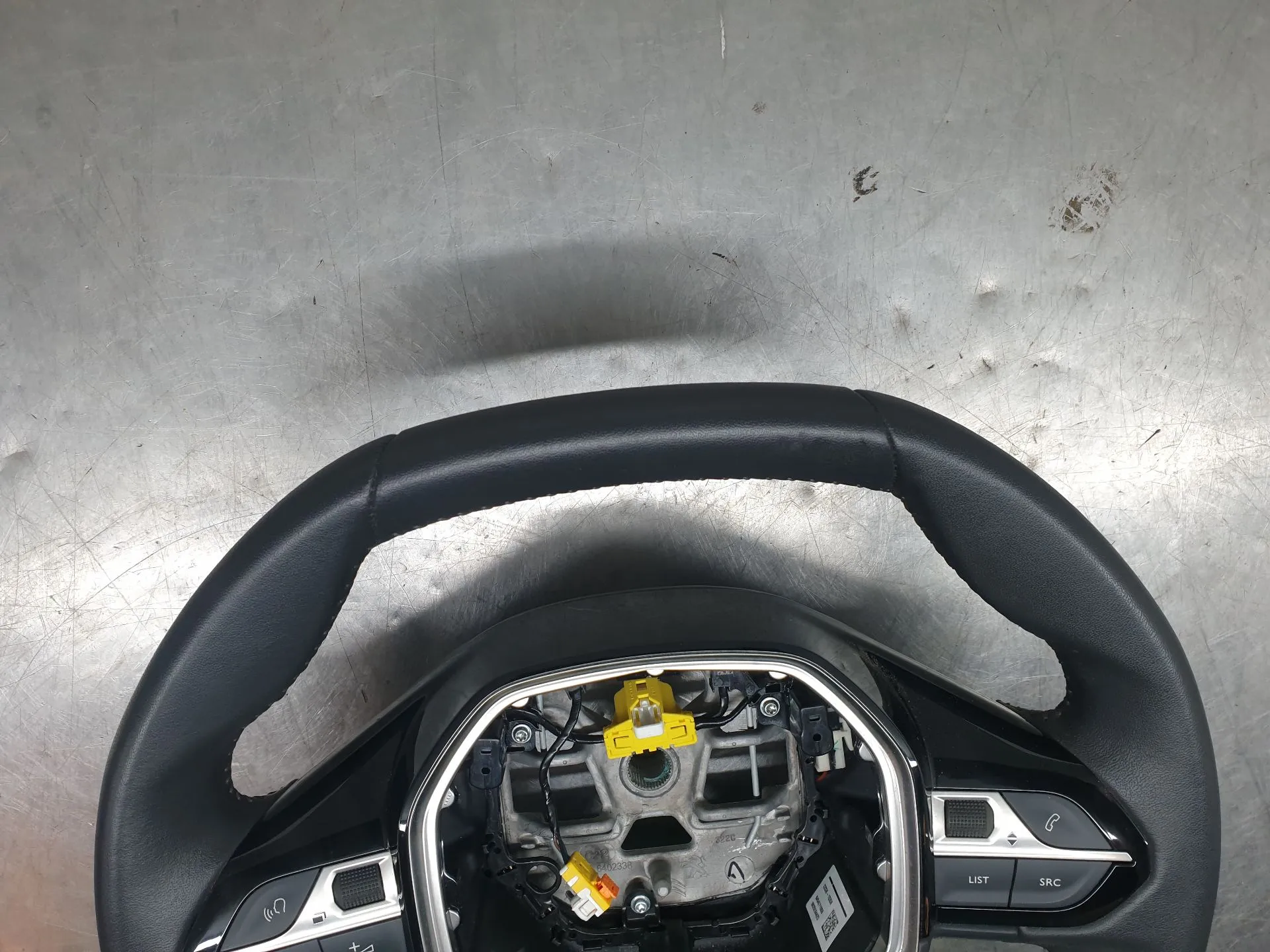 Volante de dirección PEUGEOT 208 II Imagem-4