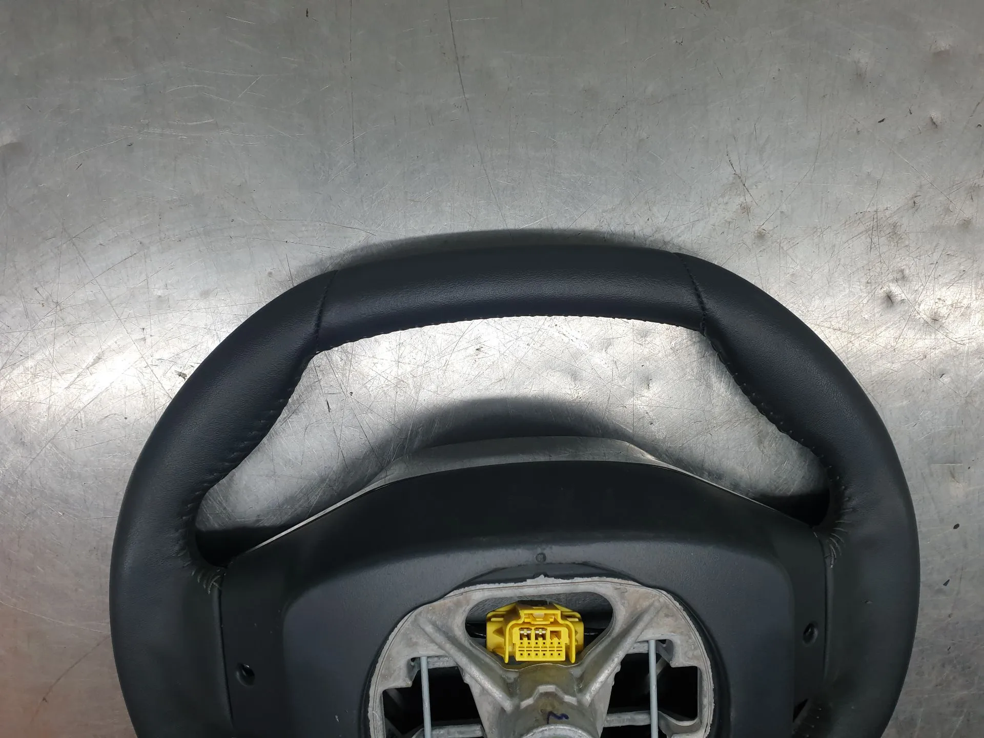 Volante de dirección PEUGEOT 208 II Imagem-8