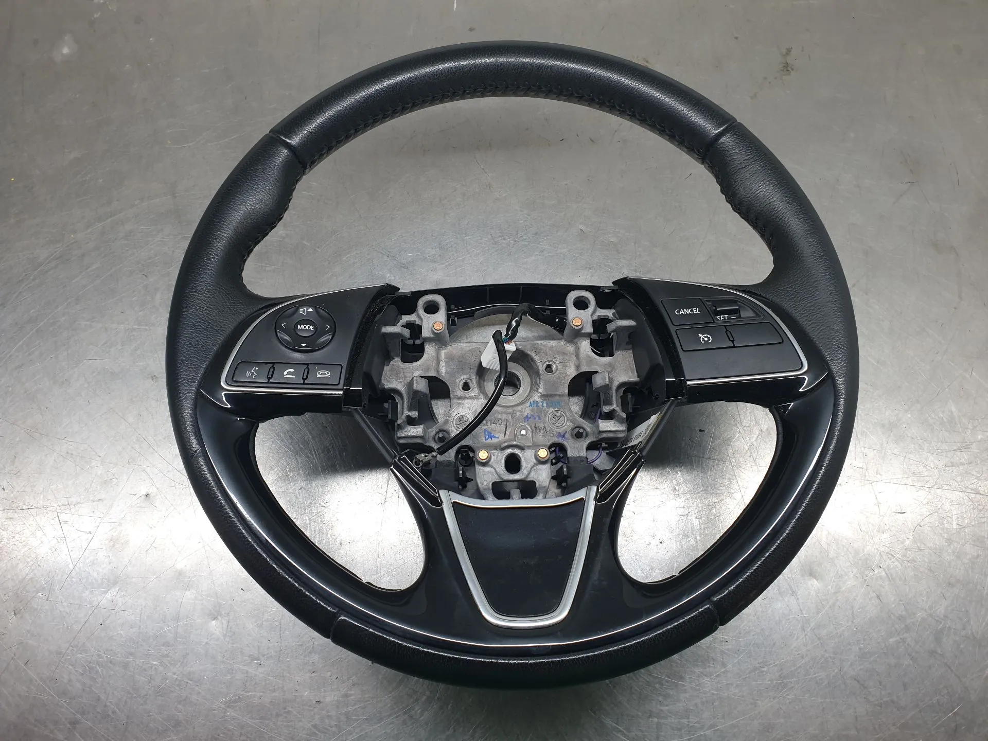 Volante MITSUBISHI Space Star Hatchback (A0_A)