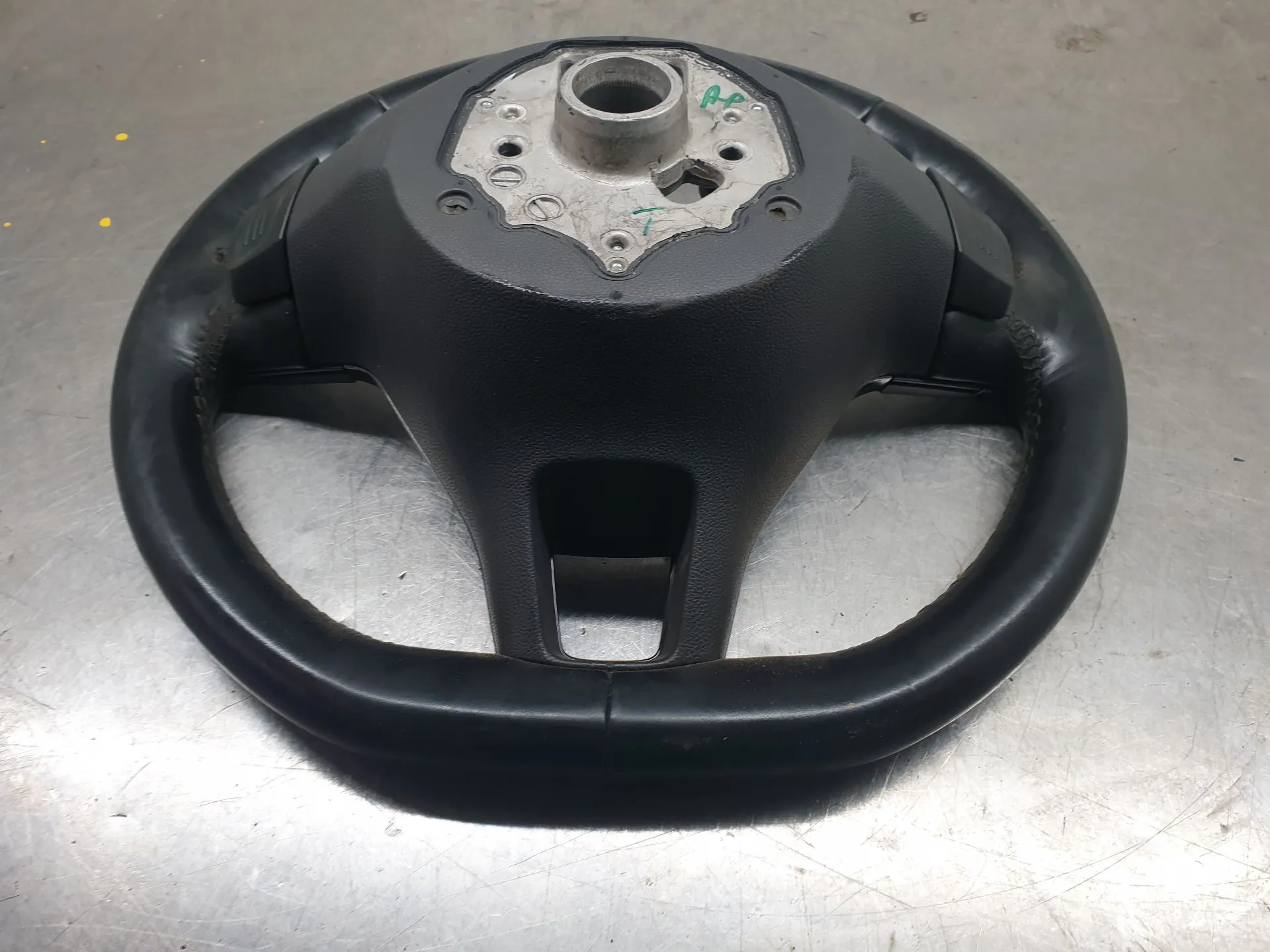 Volante VOLKSWAGEN Touran (5T) Imagem-7