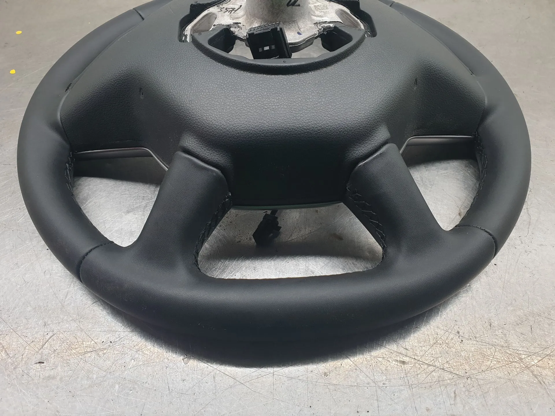 Volante DACIA Sandero III Imagem-7