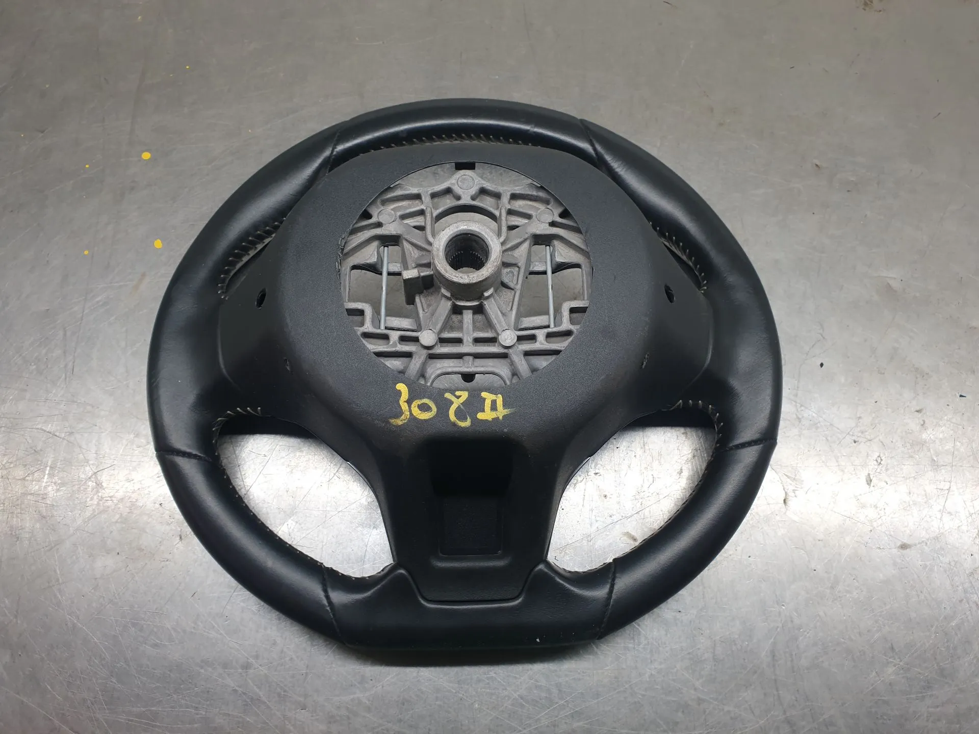 Volante PEUGEOT 308 II Imagem-5