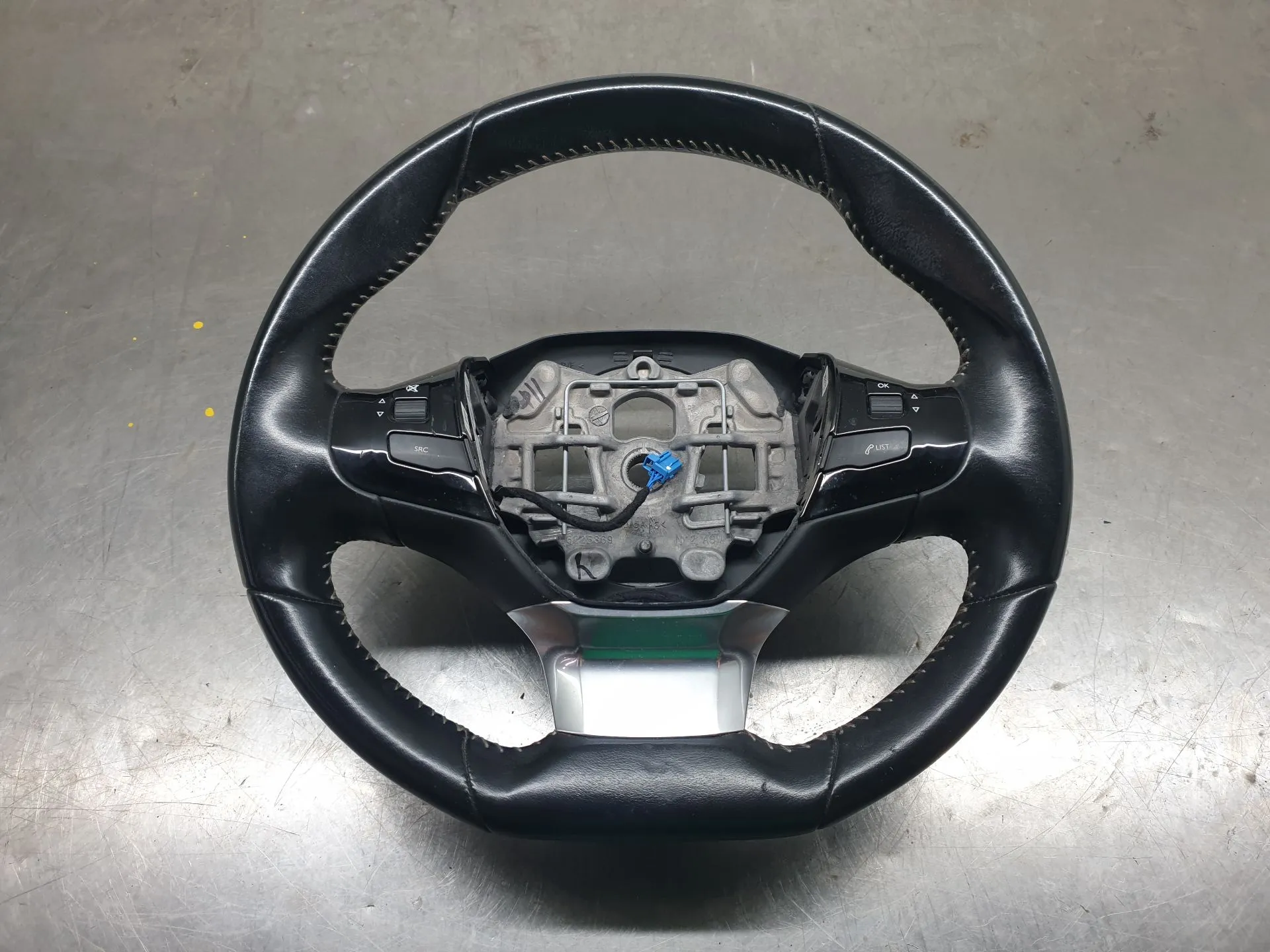 Volante PEUGEOT 308 II