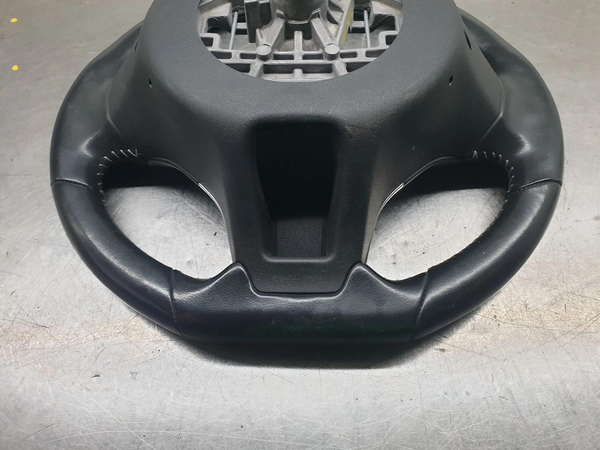 Volante PEUGEOT 308 II Imagem-6