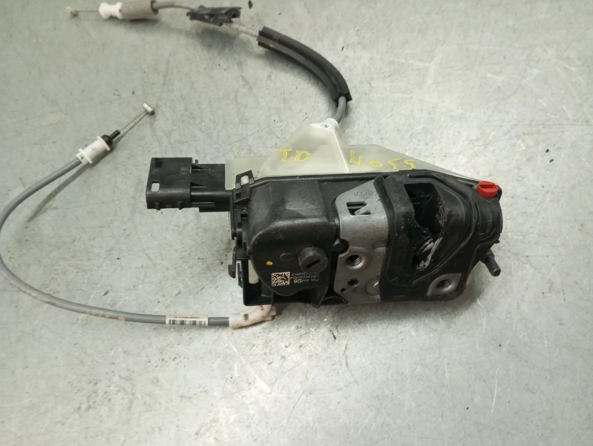 Cerradura / cierre puerta trasera derecha PEUGEOT 208 II Imagem-2