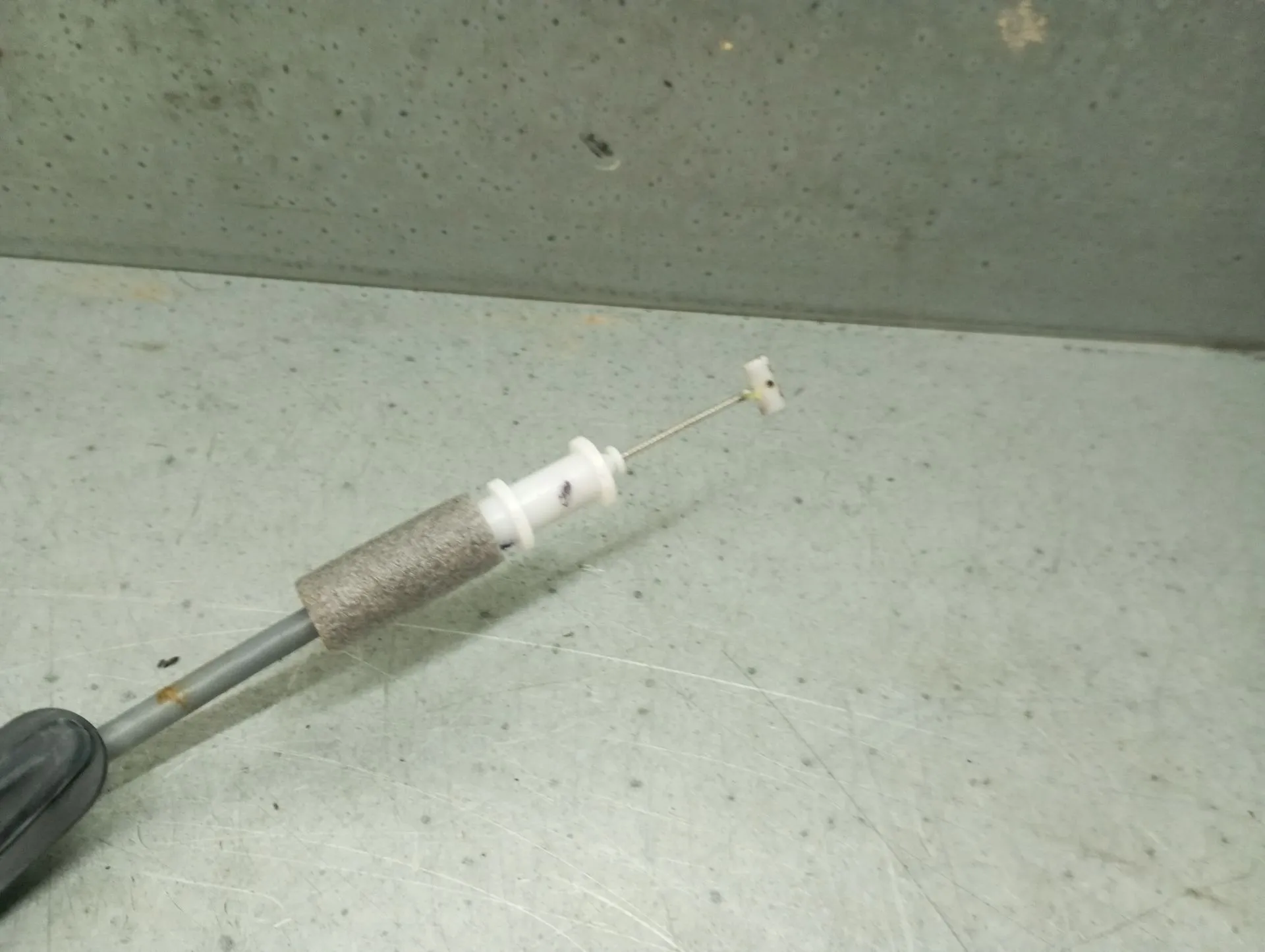 Cerradura / cierre puerta trasera derecha PEUGEOT 208 II Imagem-4