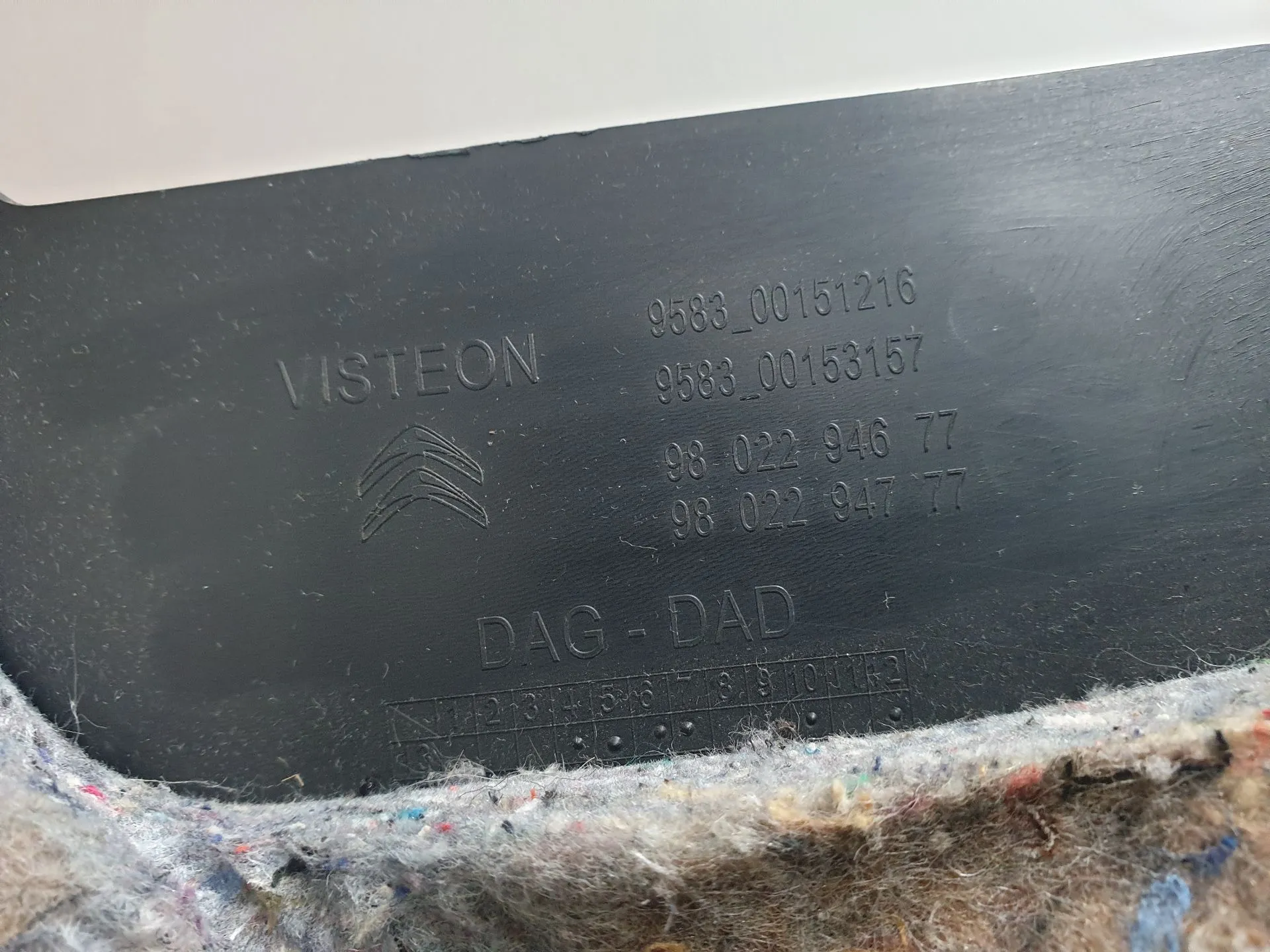 Apoyobrazos CITROËN C4 Cactus Imagem-6