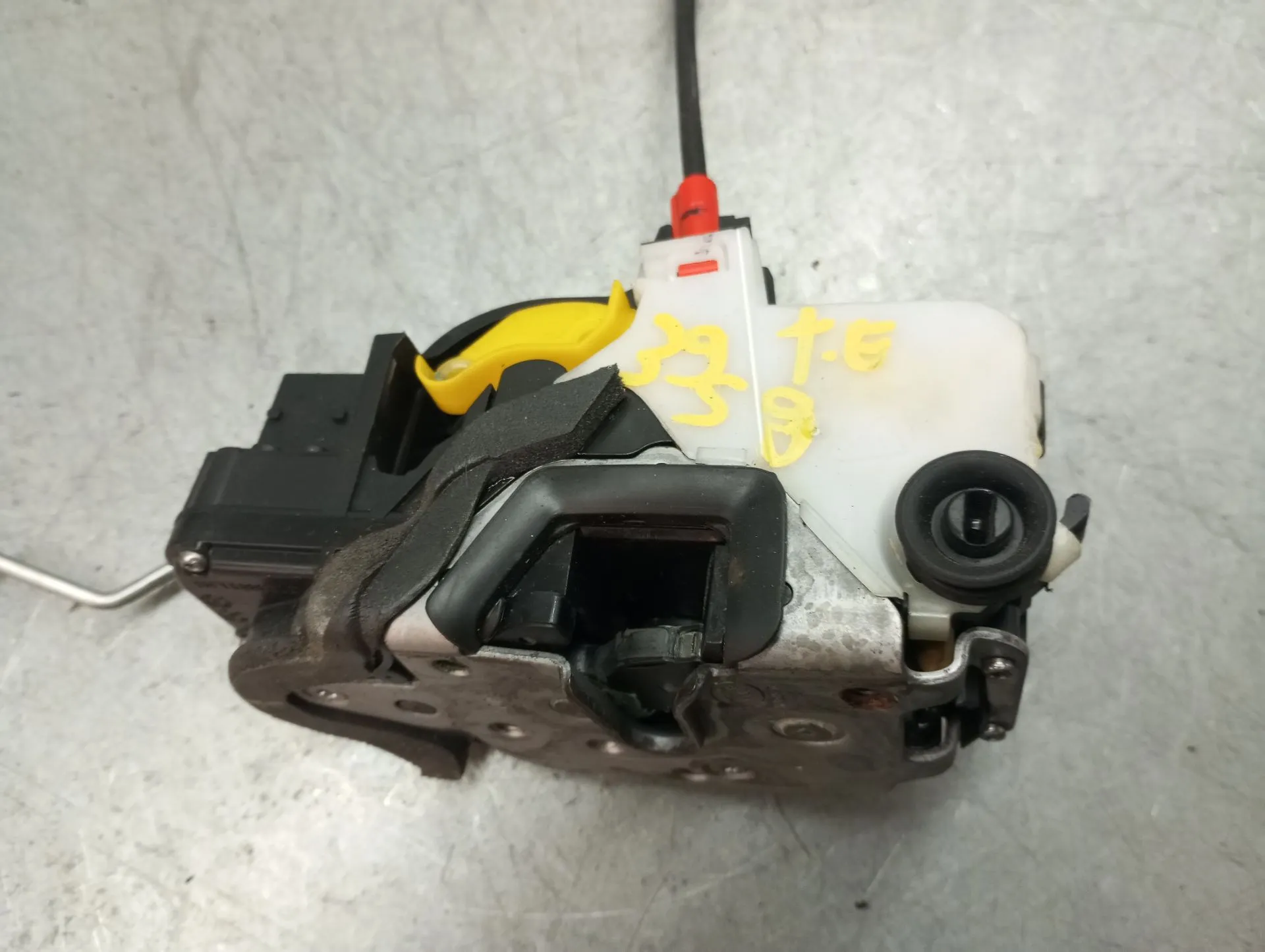 Rear Left Door Lock DACIA Sandero III Imagem-4