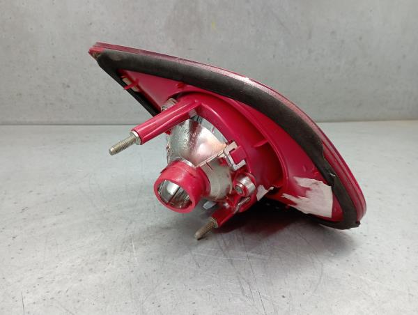 Fanale Destro Baule VOLKSWAGEN Passat (3C2) Imagem-2