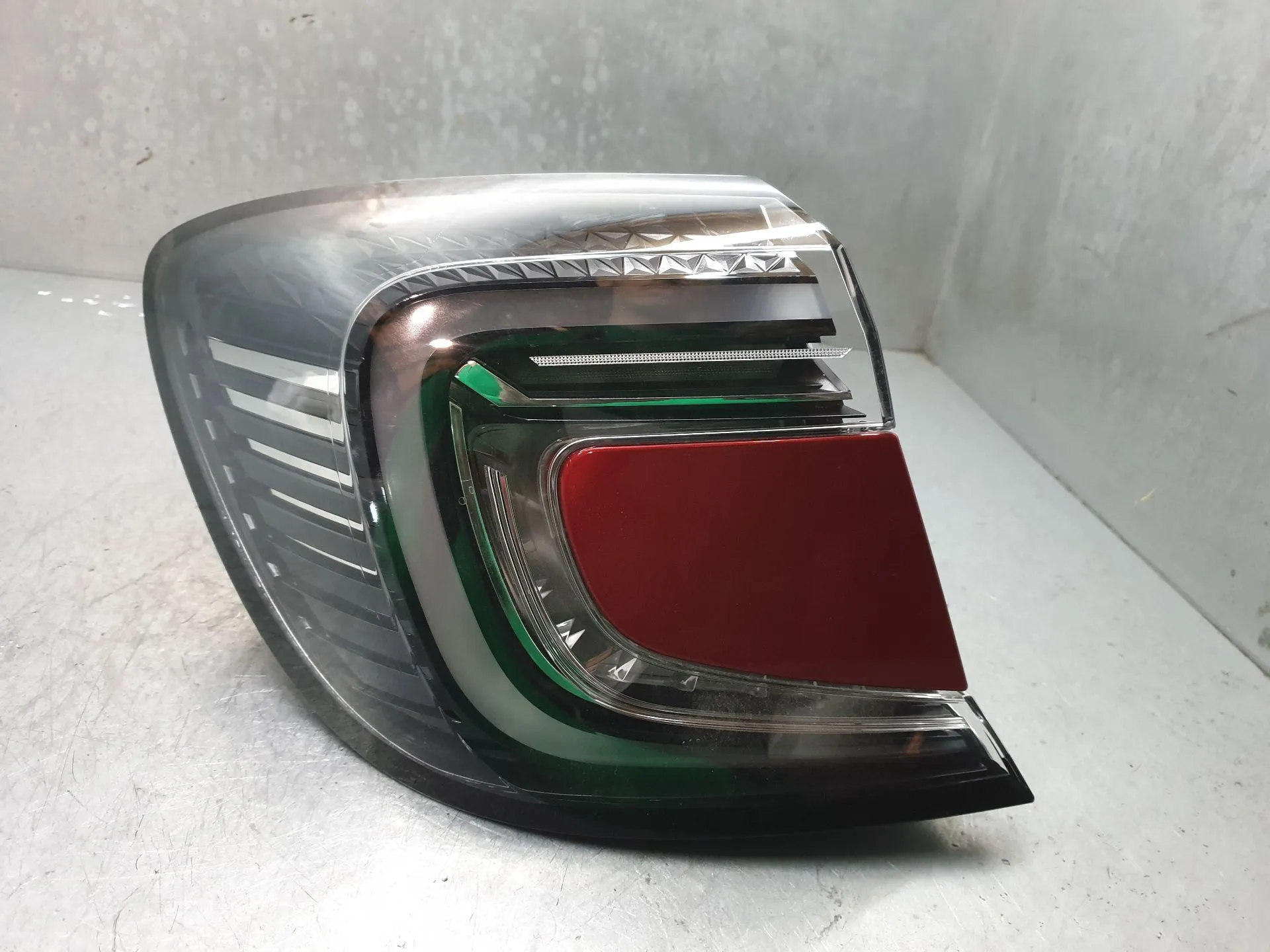 Feu arrière Gauche RENAULT Captur II