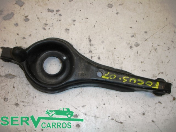 Brazo suspensión trasero derecho FORD Focus II (DA_)