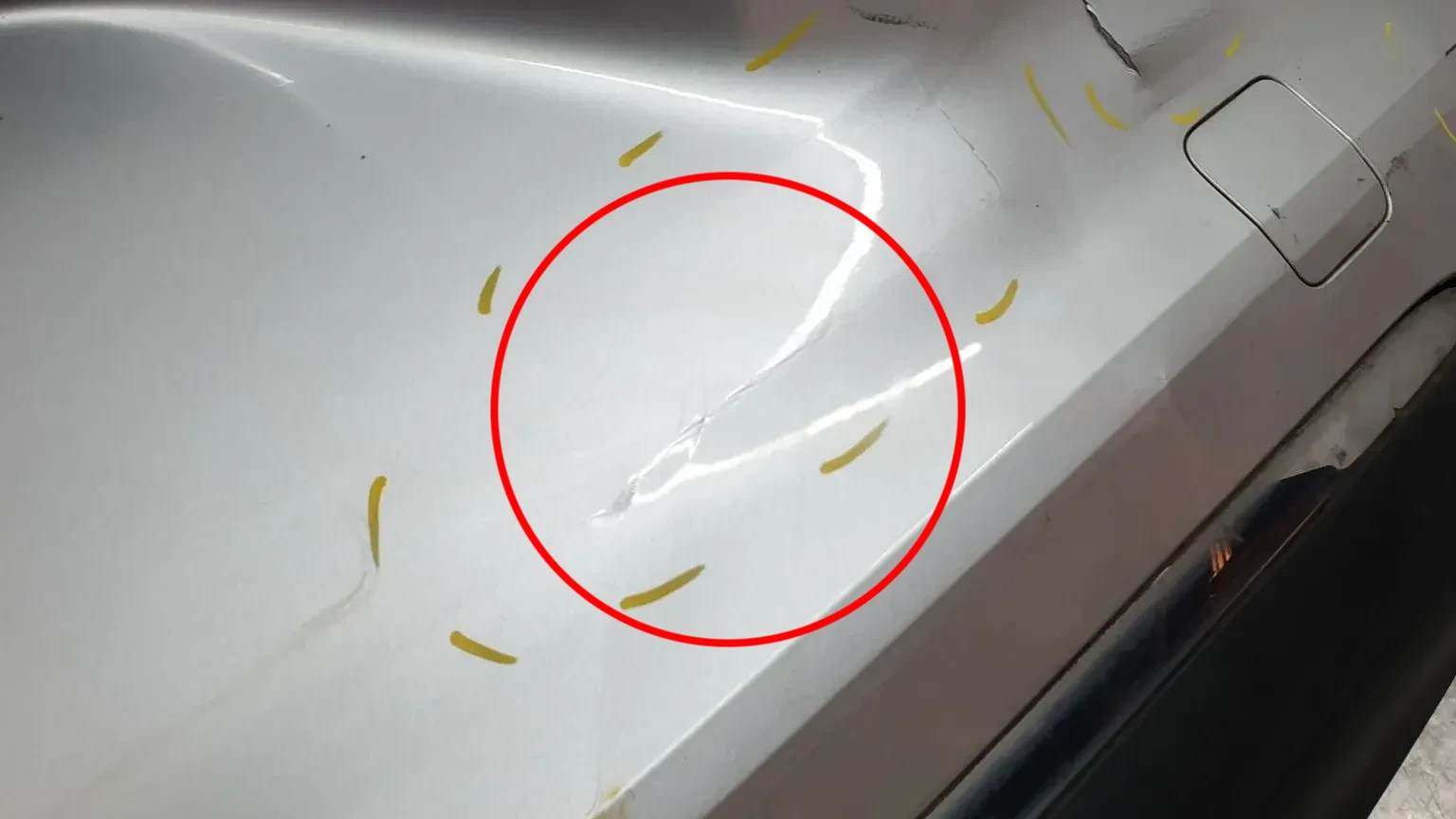 Parachoques Trasero RENAULT Clio V (BF_) Imagem-6