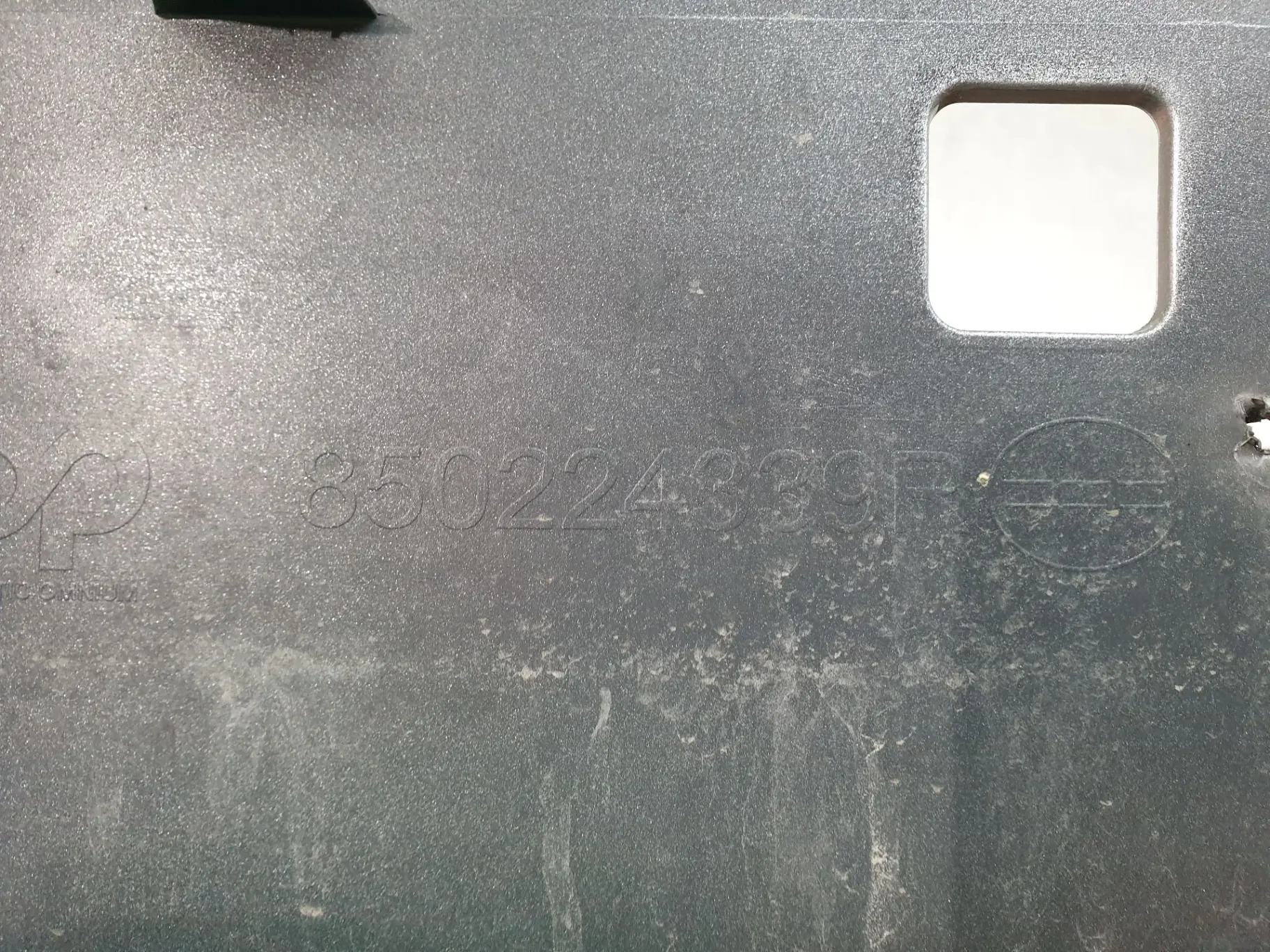 Parachoques Trasero RENAULT Clio V (BF_) Imagem-5