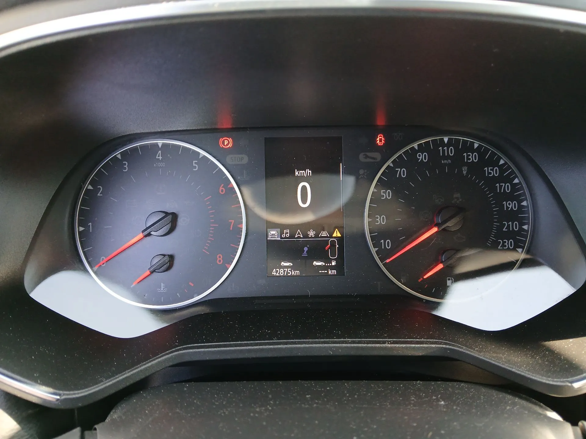 Quadrante / painel de instrumentos RENAULT Clio V (BF_)