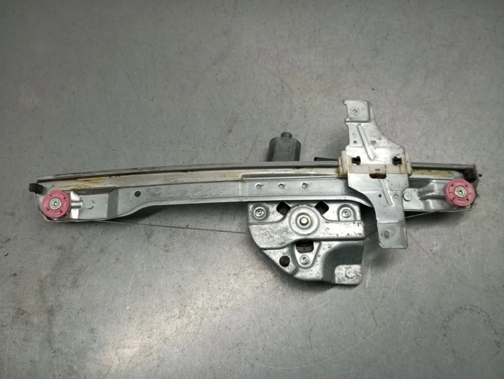 Lève-vitre avant gauche PEUGEOT 208 Imagem-4