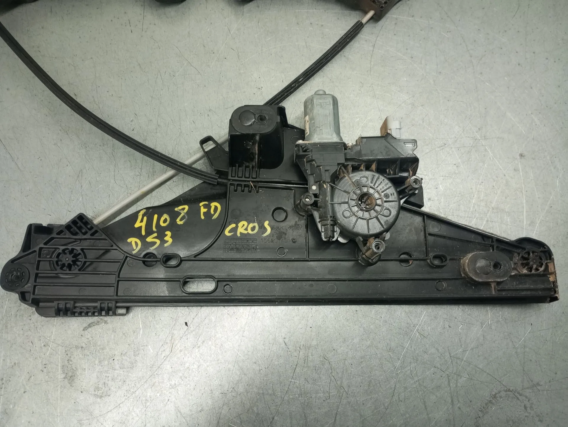 Elevador vidros frente direito DS DS3 Crossback Imagem-1