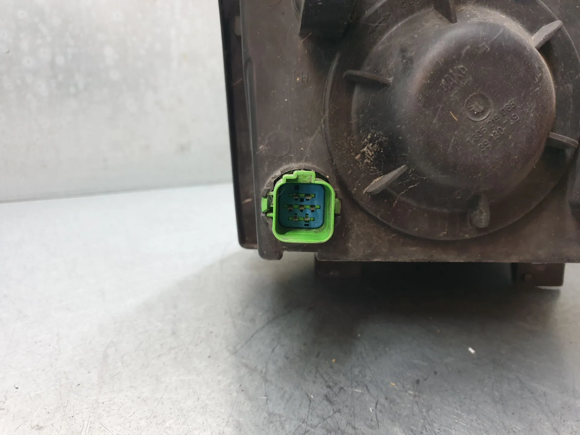 Phare avant gauche FORD Tourneo Connect Imagem-3