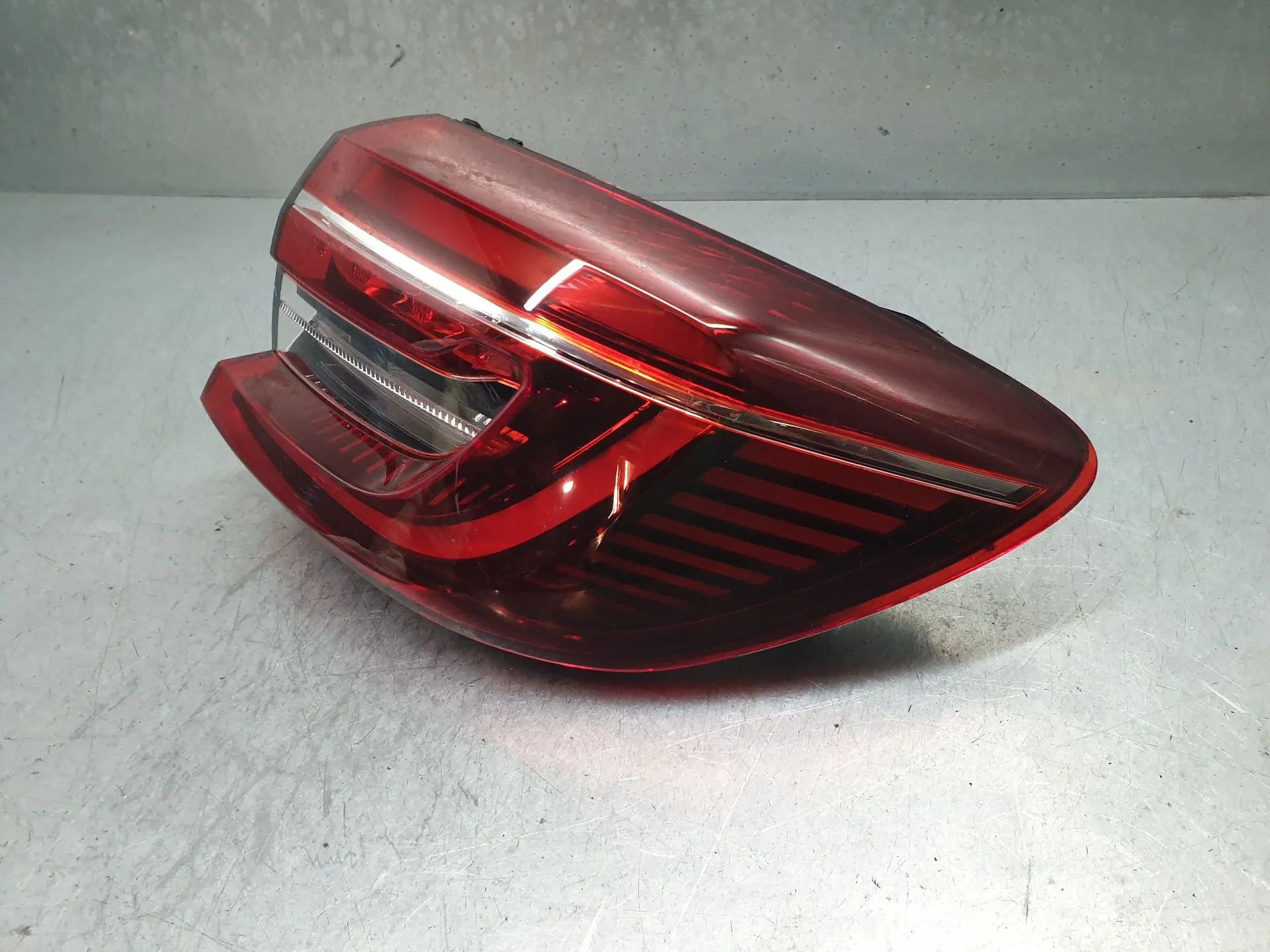 Right Tail light RENAULT Clio V (BF_) Imagem-1
