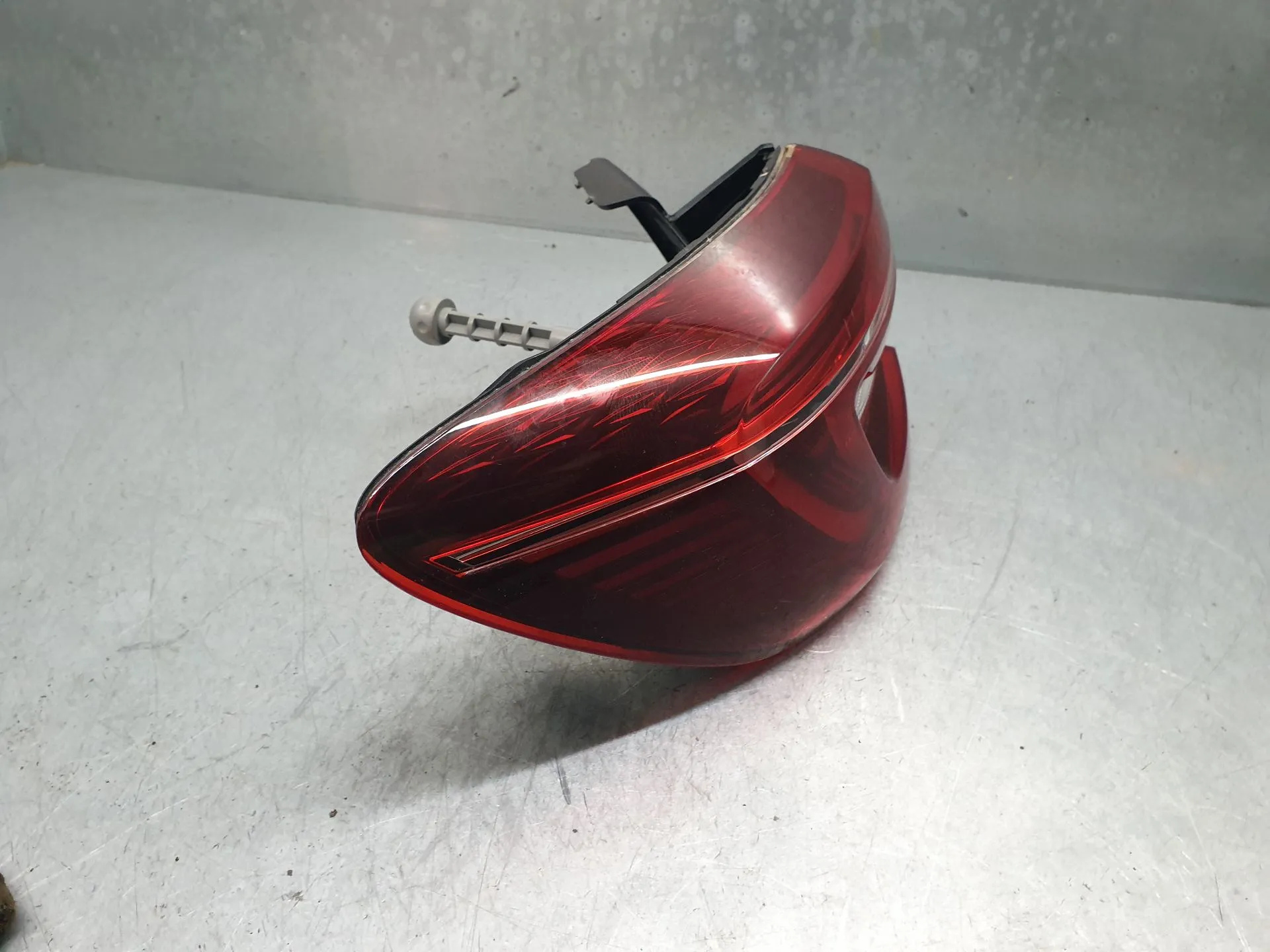 Left Tail light RENAULT Clio V (BF_) Imagem-2