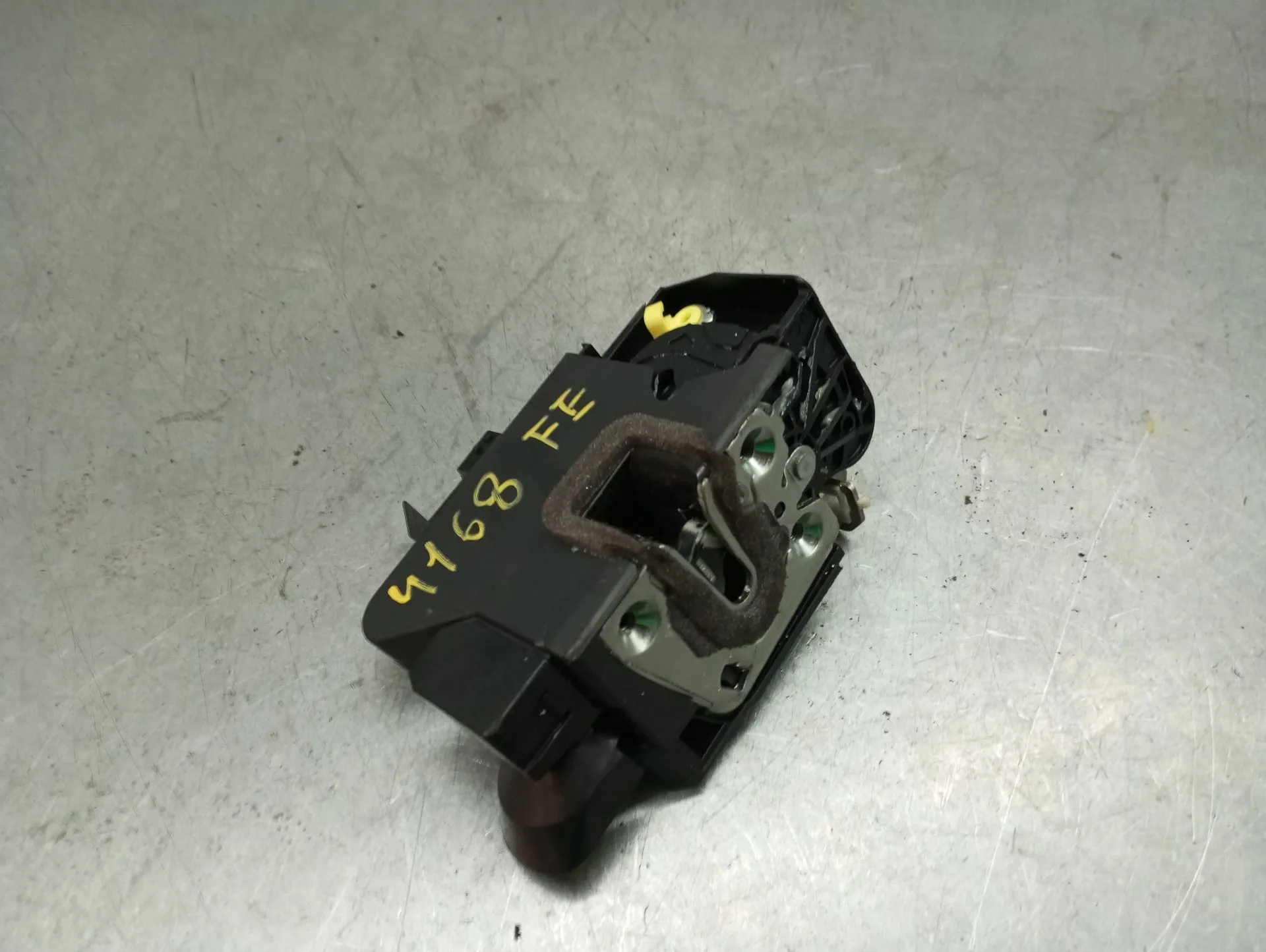 Serratura / chiusura porta anteriore sinistro DACIA Sandero III