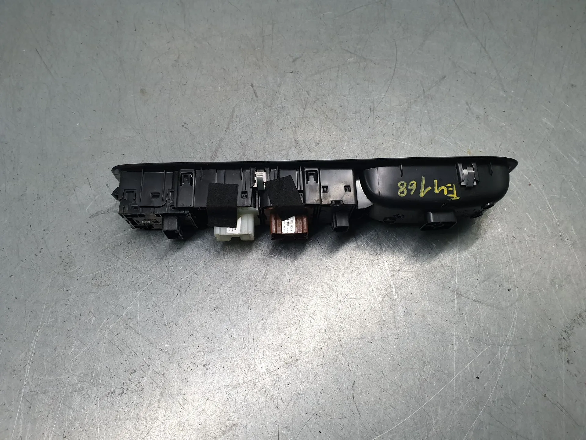 Left Front window control DACIA Sandero III Imagem-3