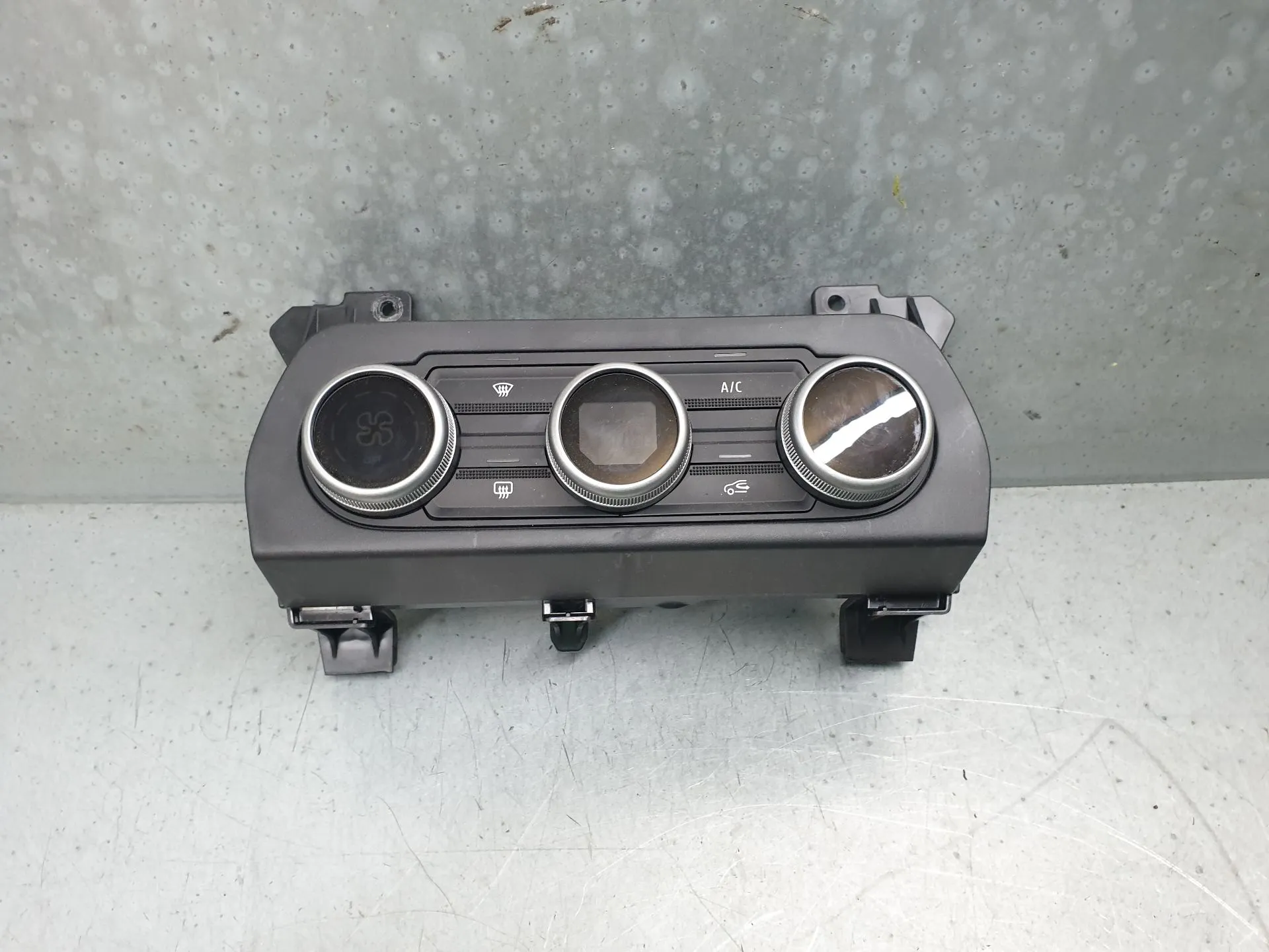 Climate control DACIA Sandero III