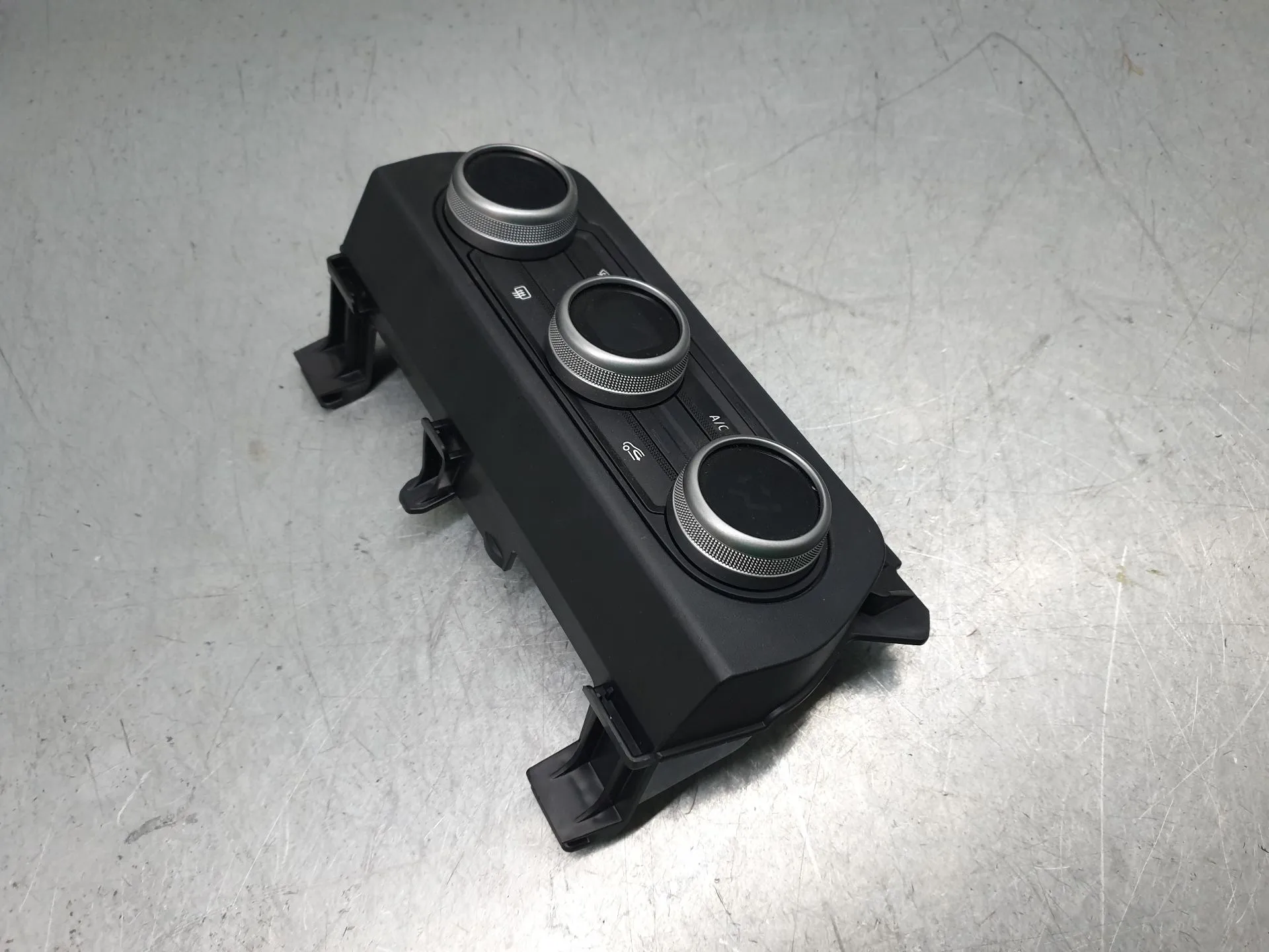 Climate control DACIA Sandero III Imagem-2