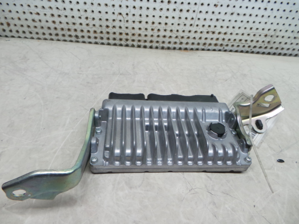 Centralina motor / ECU TOYOTA Auris Hatchback (_E18_)