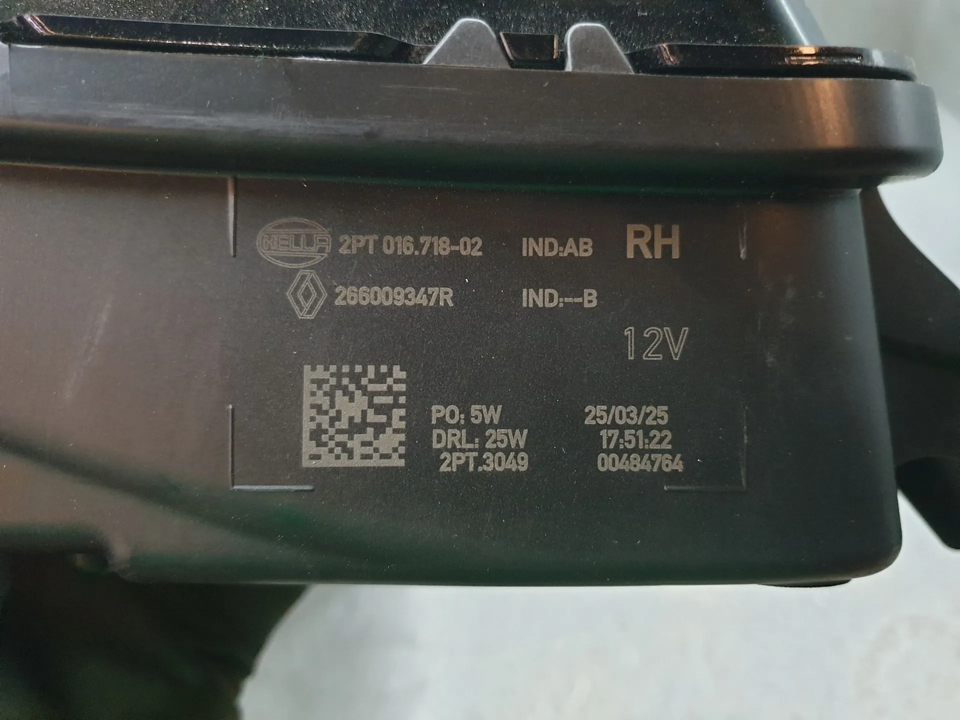 Lumière diurne Droite RENAULT Captur II Imagem-5