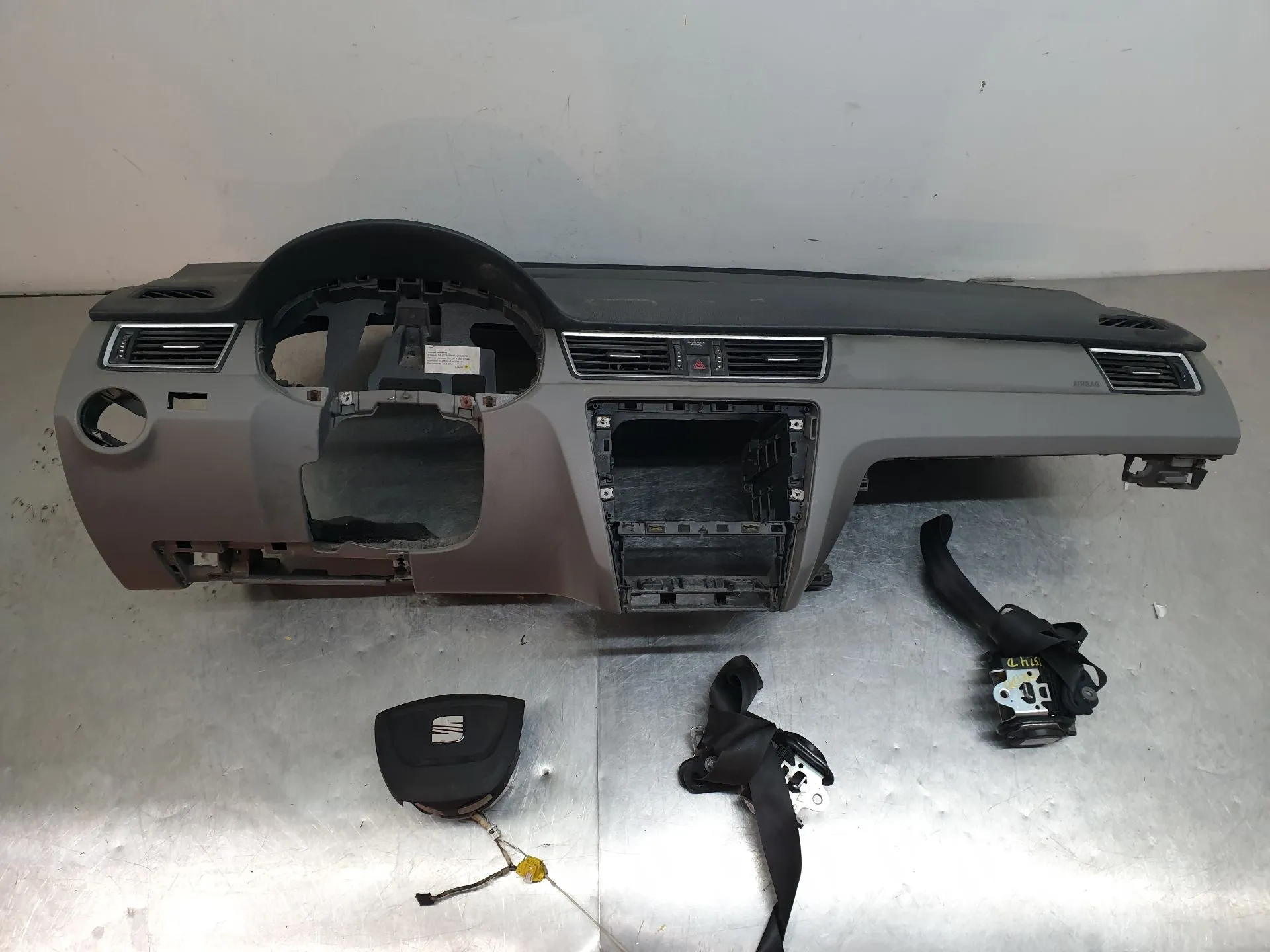 Kit de Airbags SEAT Toledo IV (KG3) Imagem-0