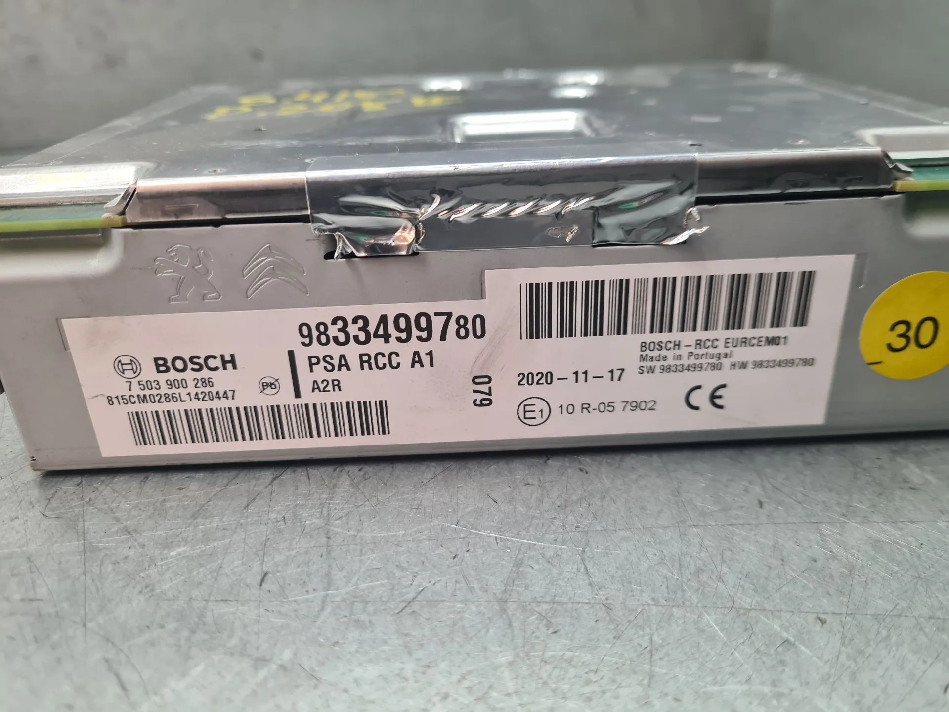 Kit Auto-rádio PEUGEOT 208 II Imagem-7