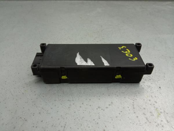 Módulo confort TOYOTA Yaris (_P9_)