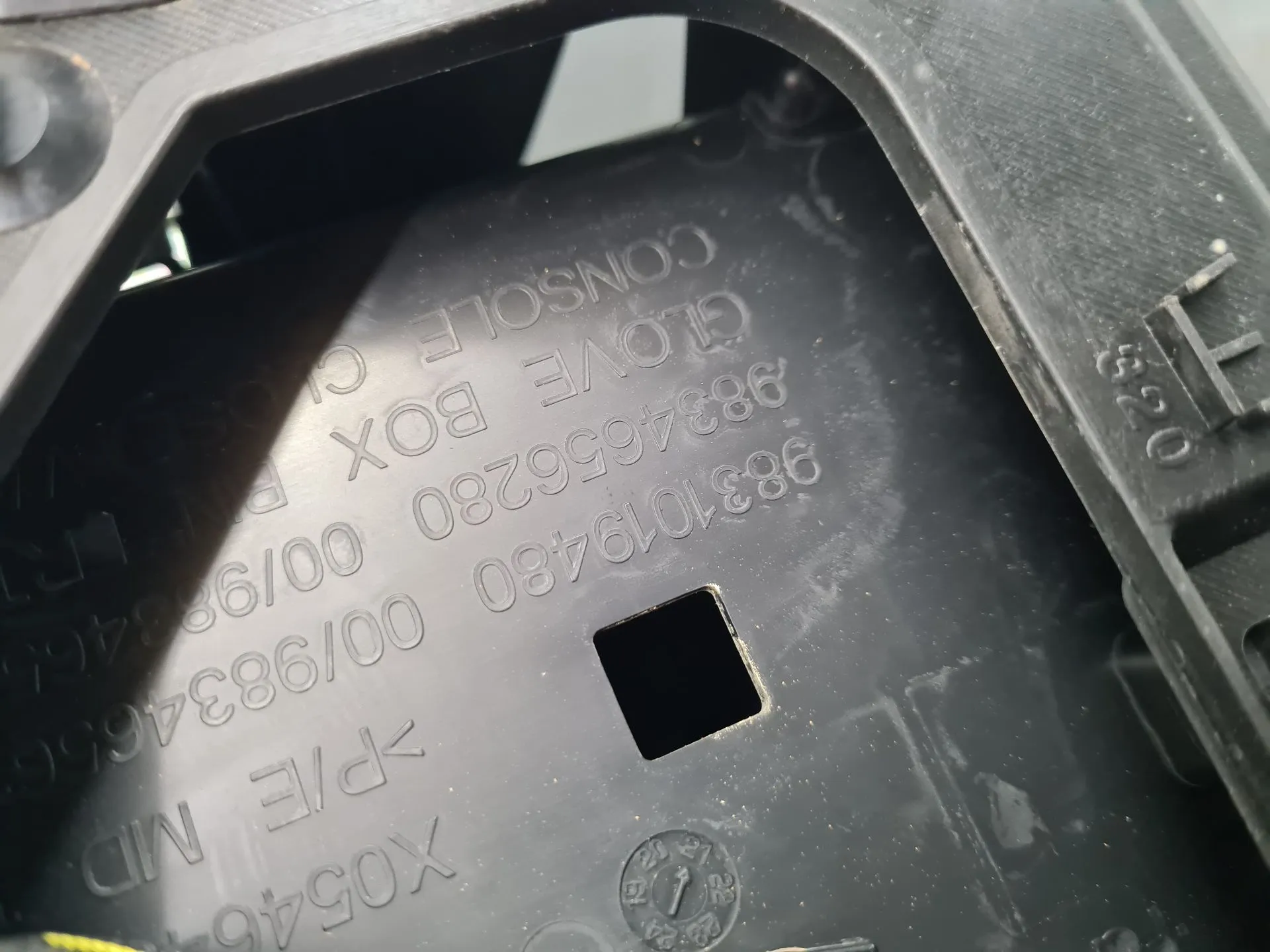 Consola central DS DS4 II (F_, FB_, F3_) Imagem-10