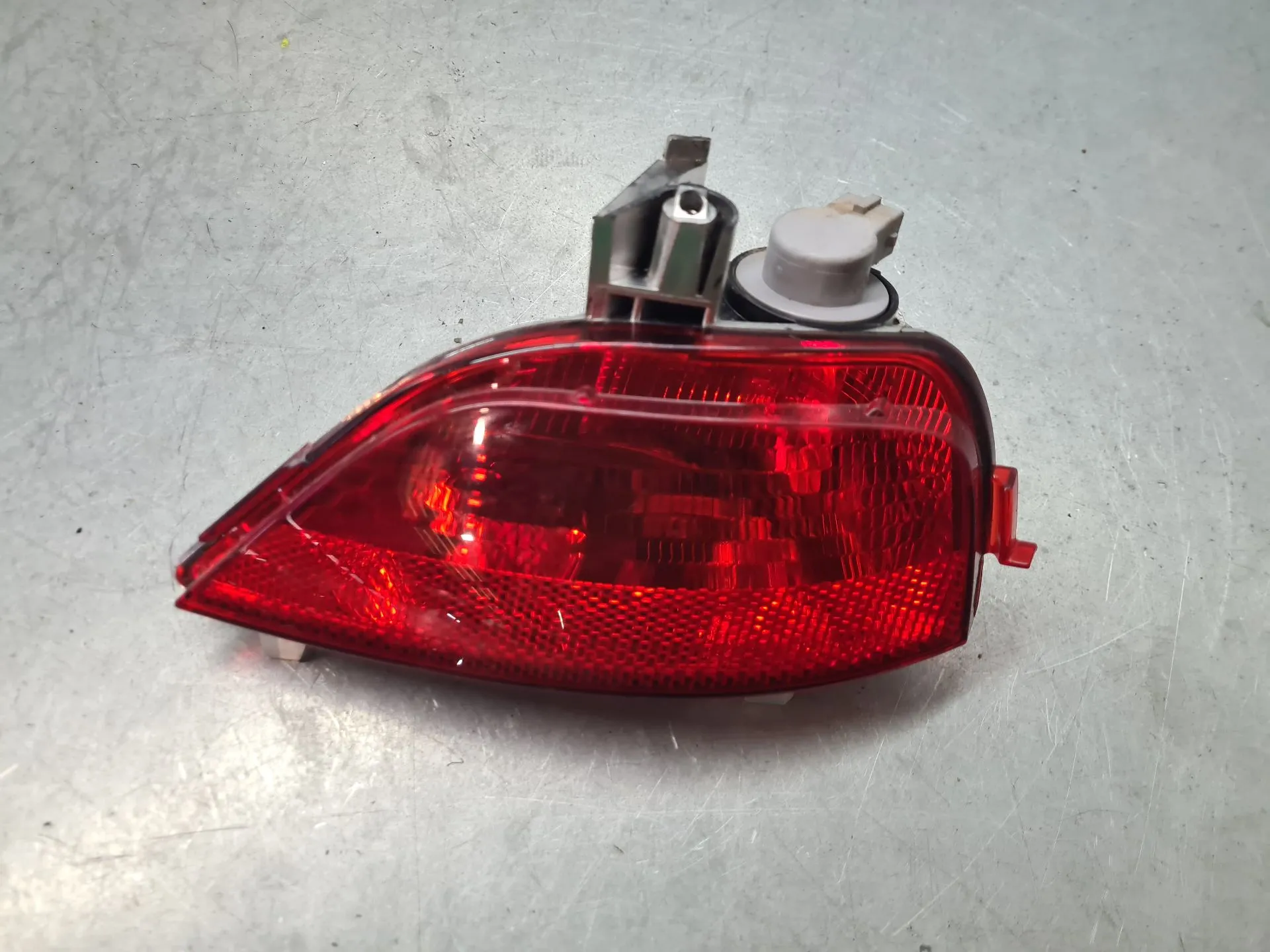 Left rear fog light DACIA Sandero III Imagem-1