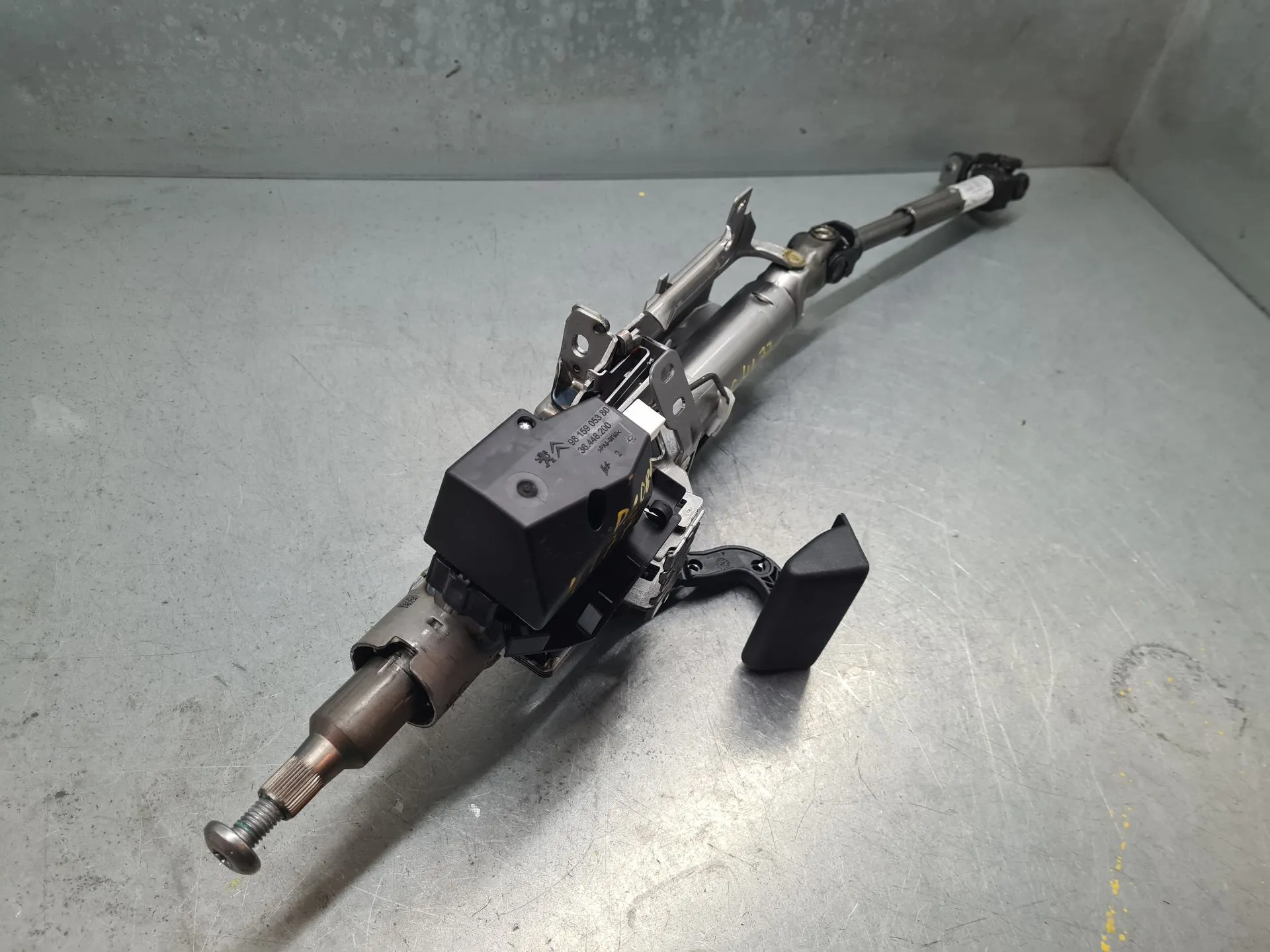 Steering column PEUGEOT 208 II Imagem-3