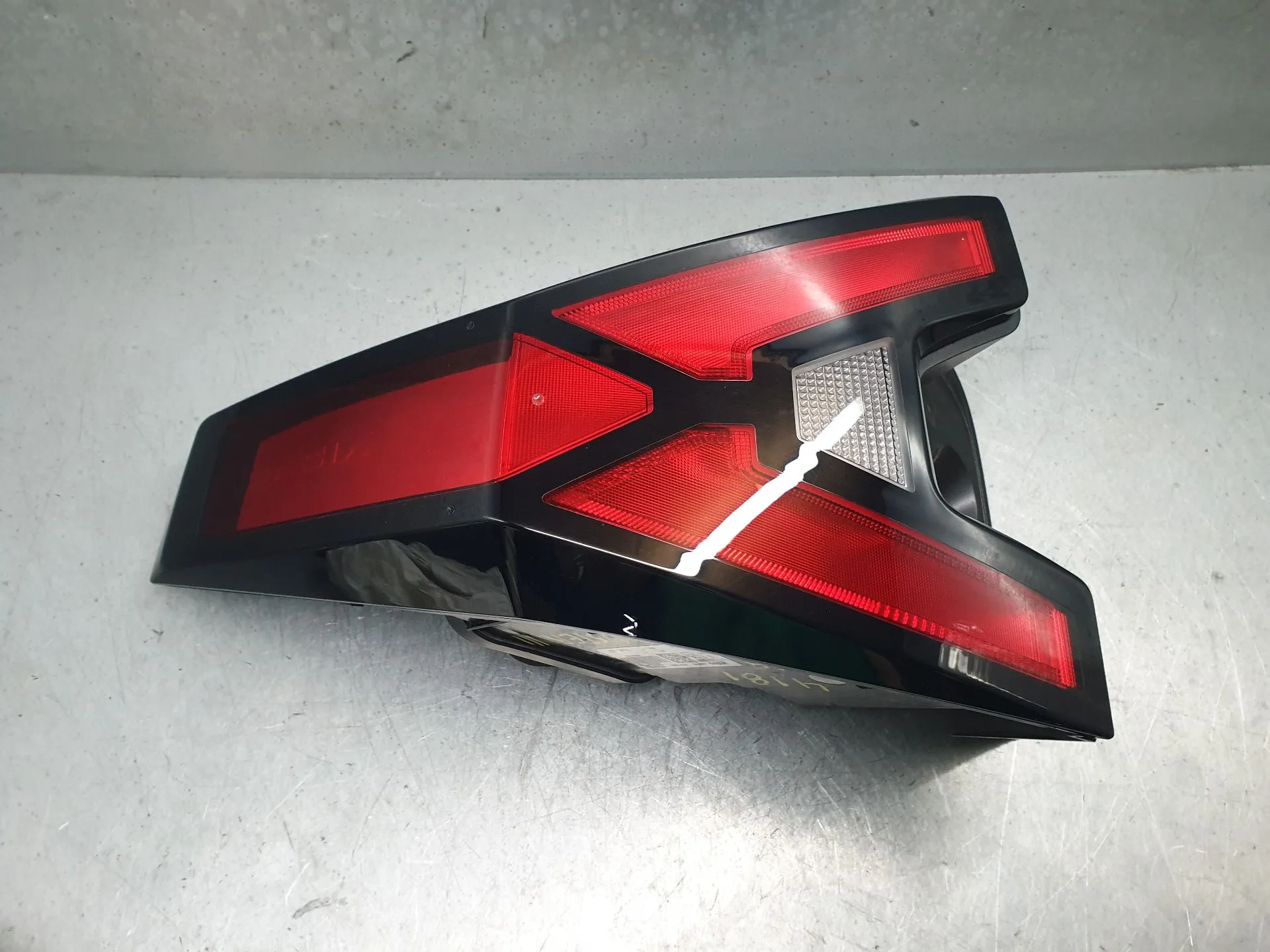 Feu arrière Gauche DACIA Duster III (P1310) Imagem-4