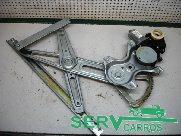 Lève-vitre avant gauche TOYOTA Yaris (_P9_)