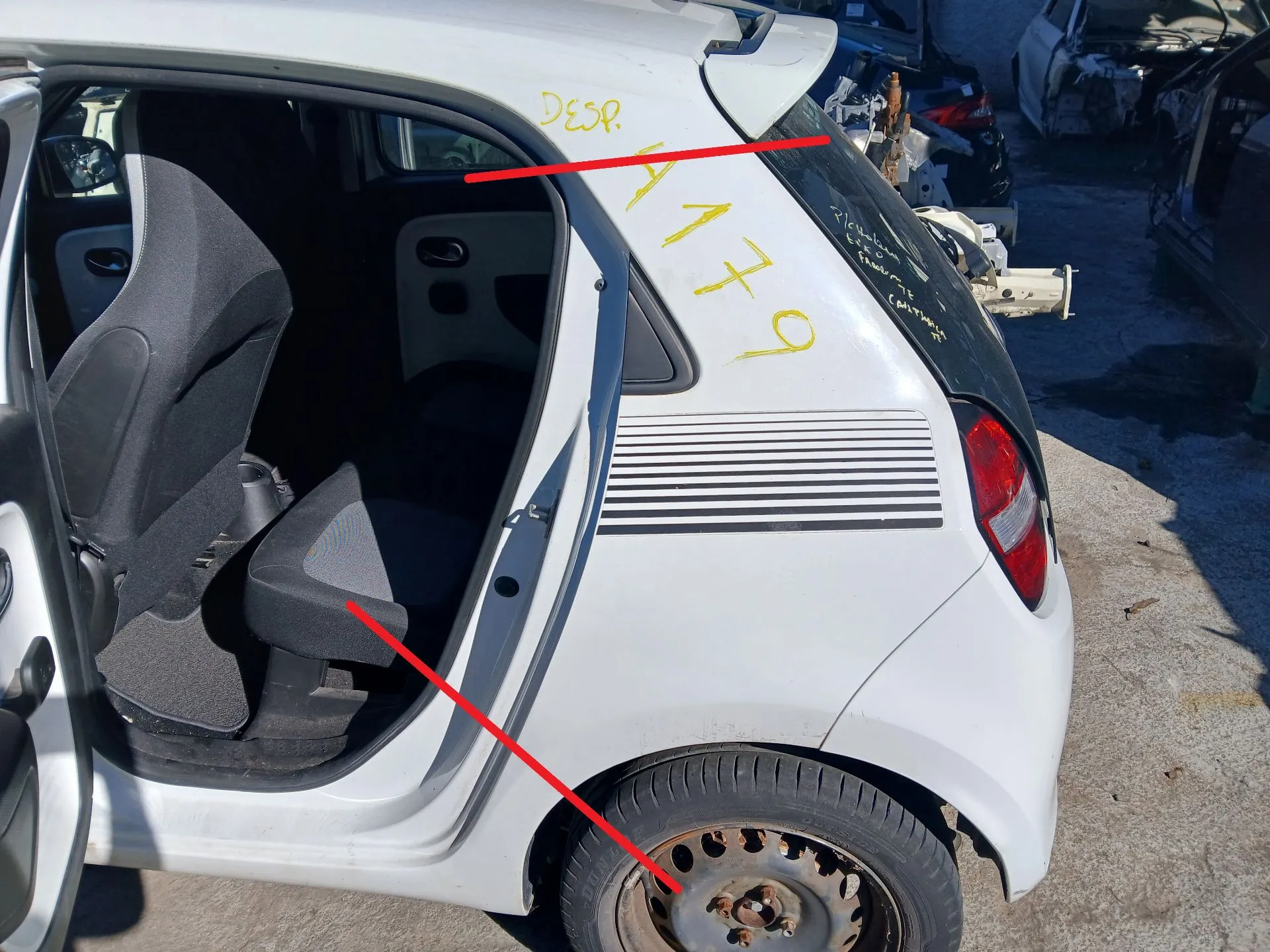 Pannello posteriore sinistro RENAULT Twingo III (BCM_)