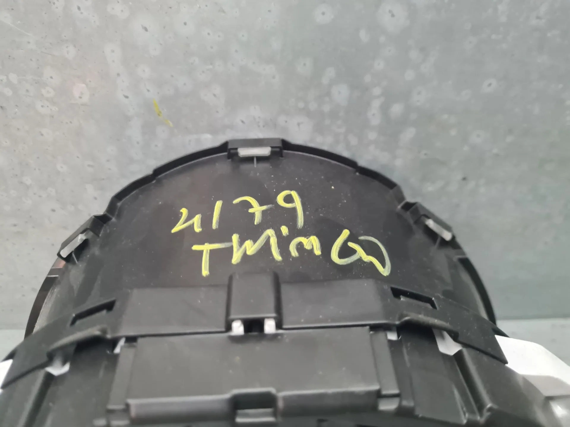 Quadrante / painel de instrumentos RENAULT Twingo III (BCM_) Imagem-5