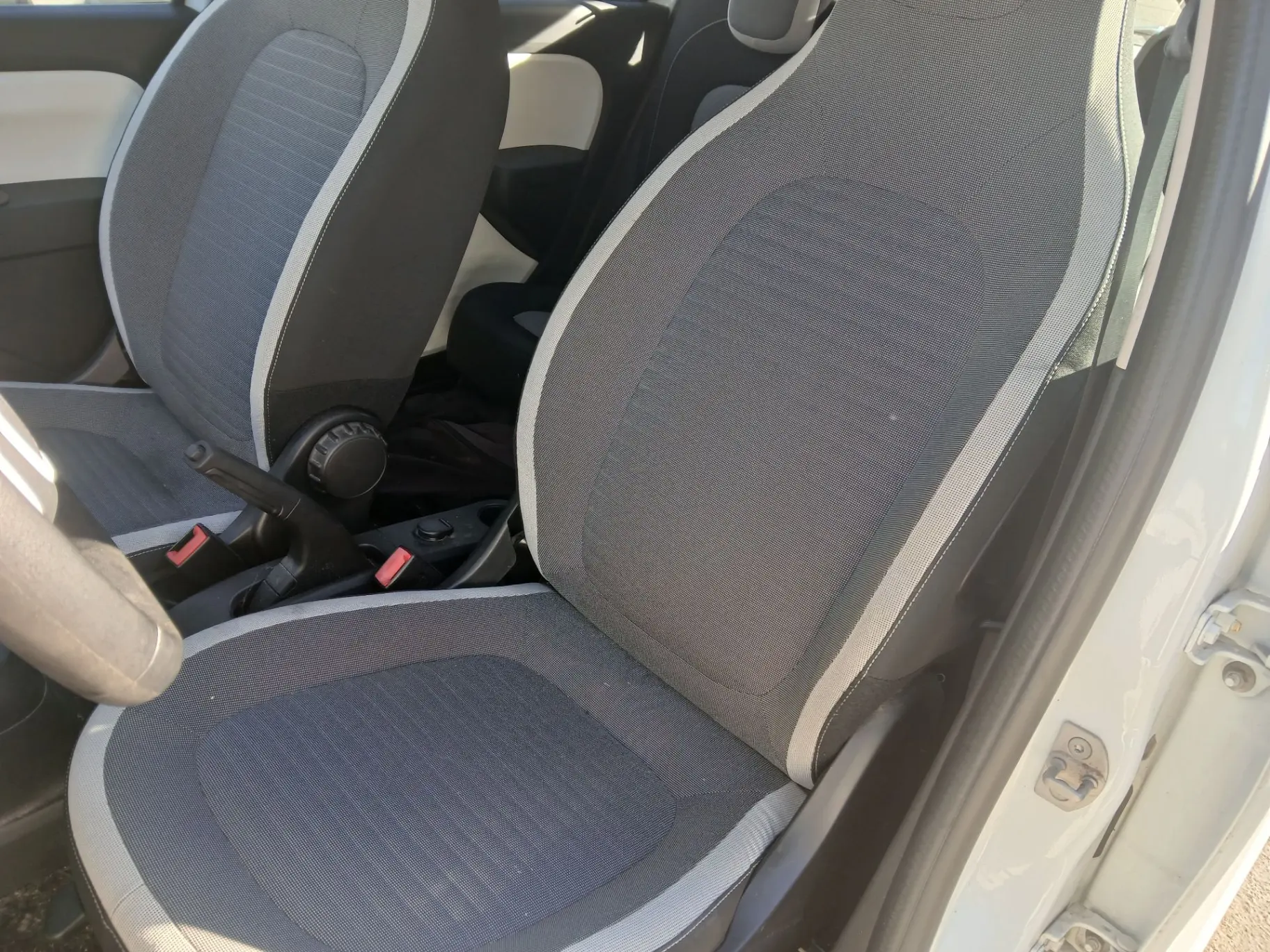 Conjunto de Bancos RENAULT Twingo III (BCM_) Imagem-0