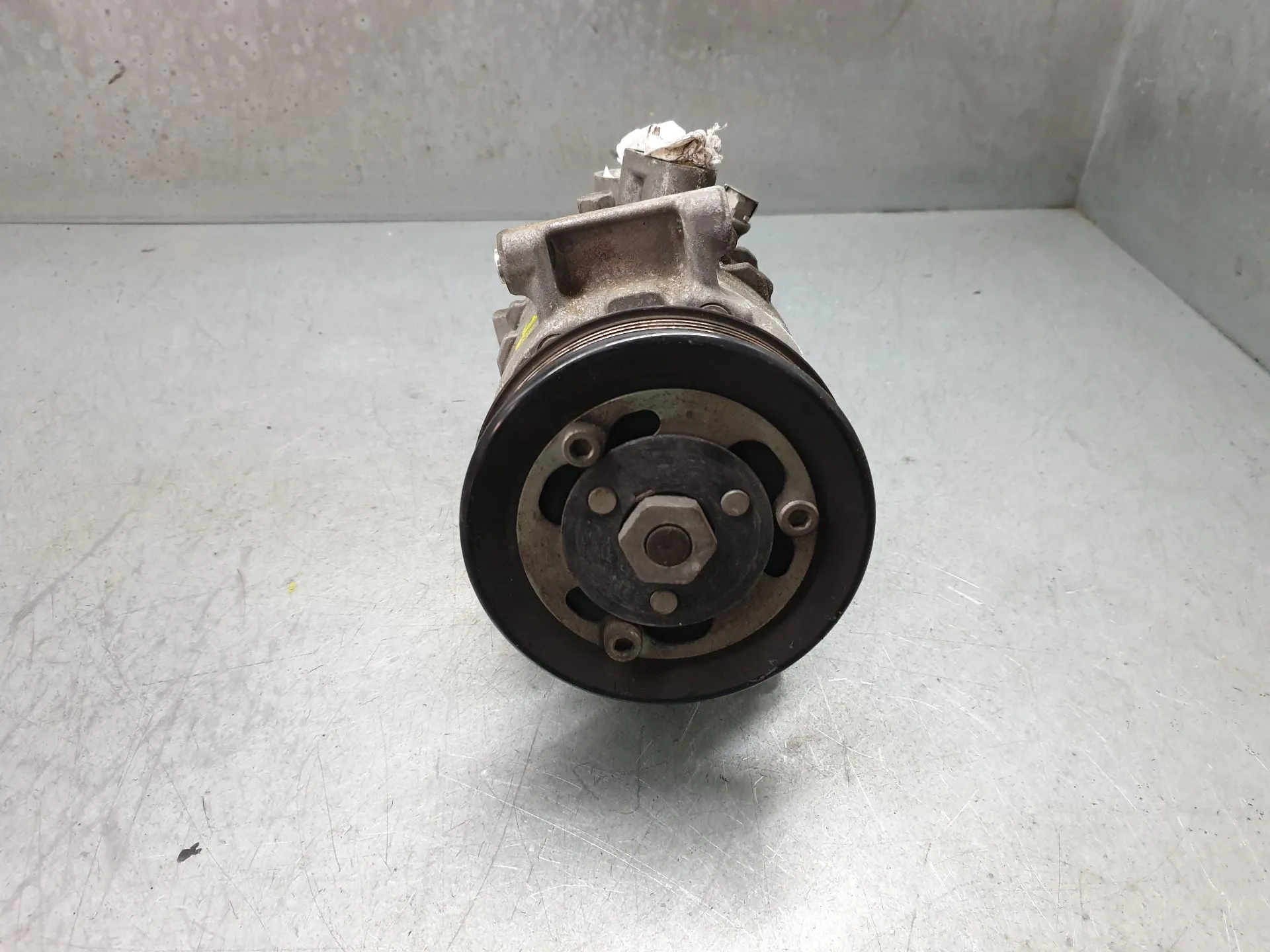 AC compressor VOLKSWAGEN Golf VII (5G1, BQ1, BE1, BE2) Imagem-2