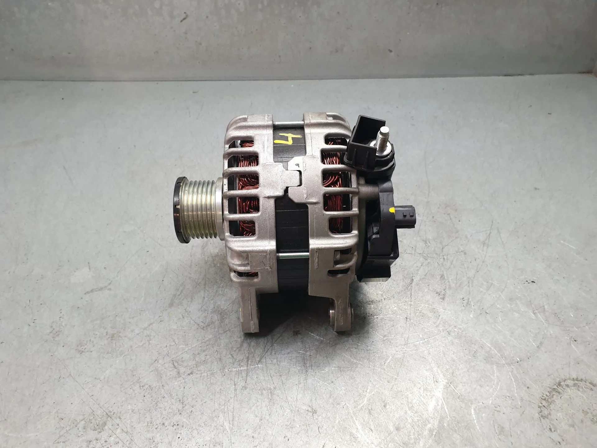 Alternador DACIA Sandero III Imagem-2