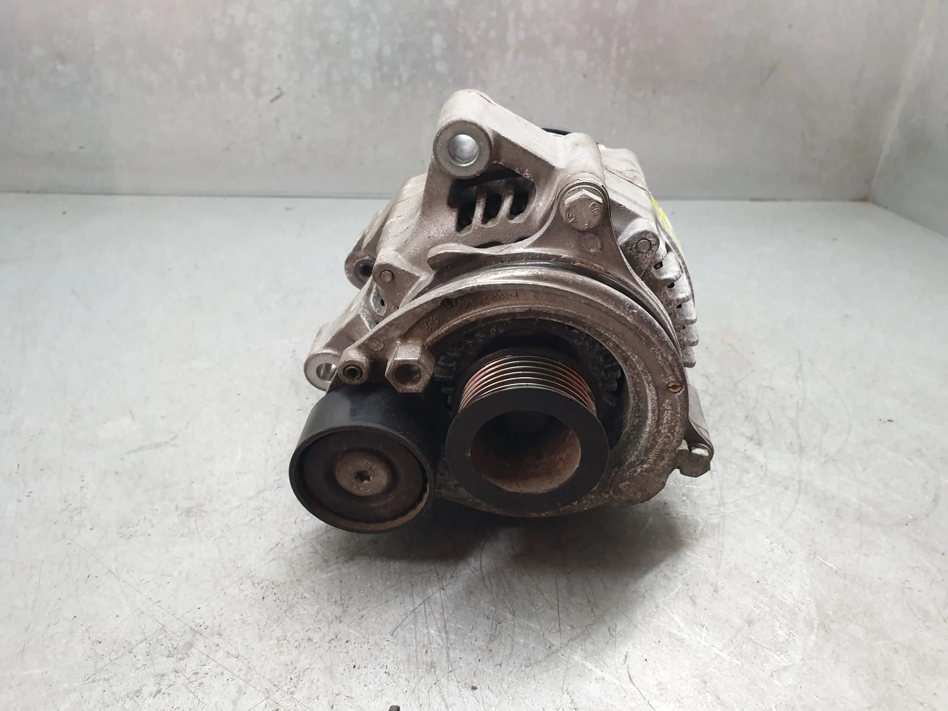 Alternador BMW 1 (F21) Imagem-1