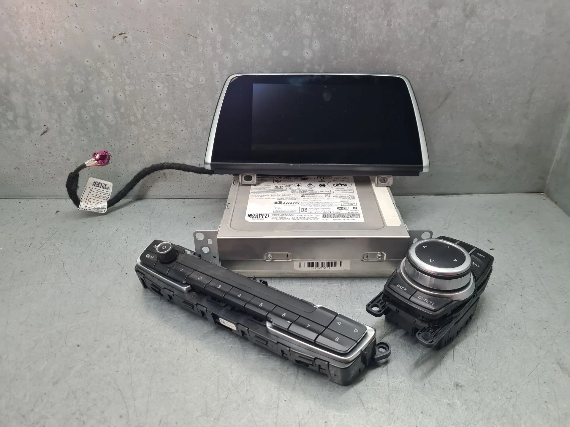 Kit Auto-rádio BMW X1 (F48) Imagem-0