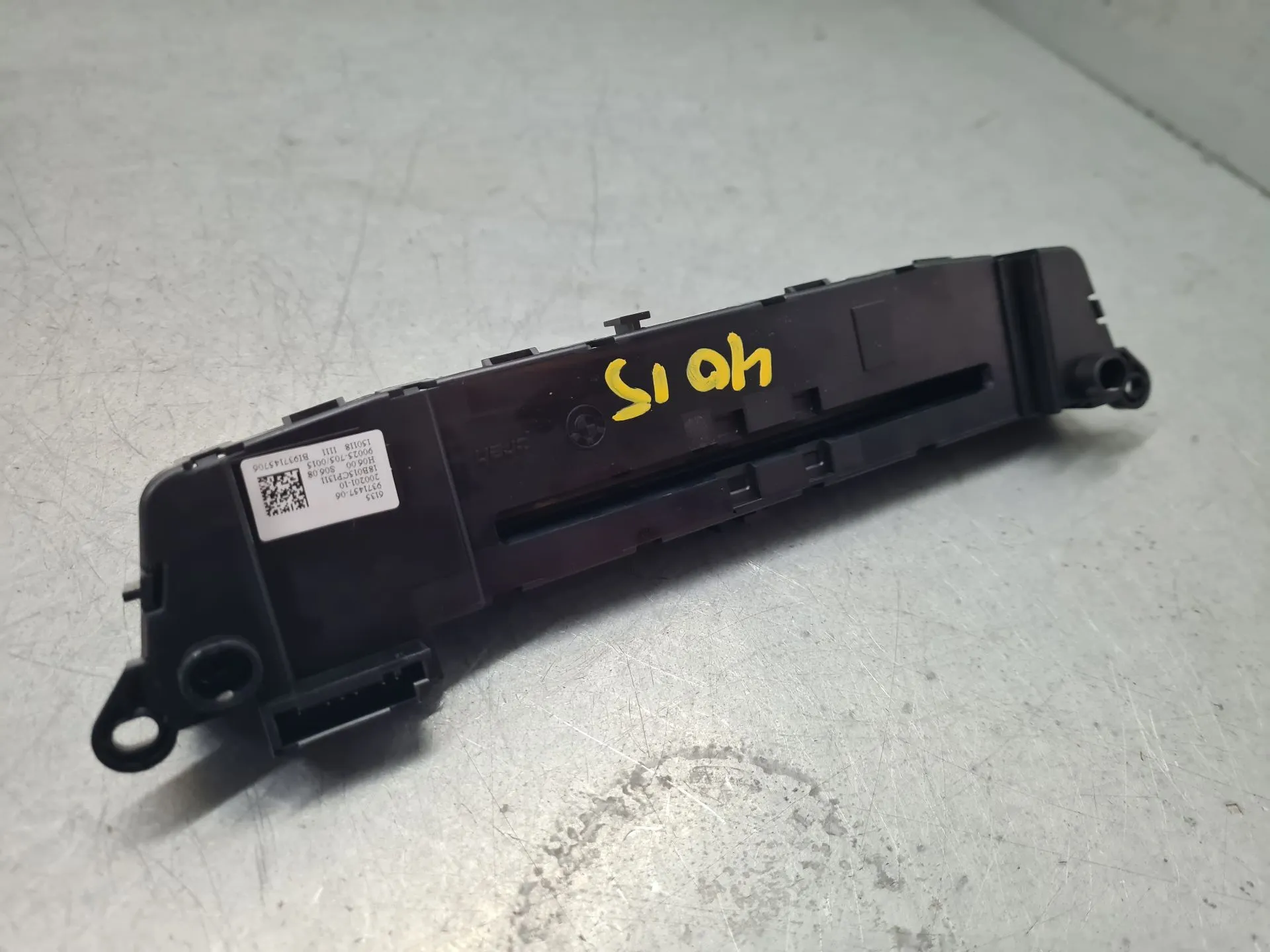 Kit Auto-rádio BMW X1 (F48) Imagem-7