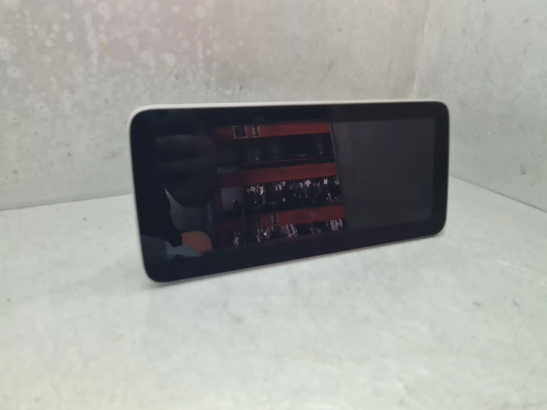 Kit Auto-rádio MERCEDES-BENZ Classe C (W205) Imagem-0