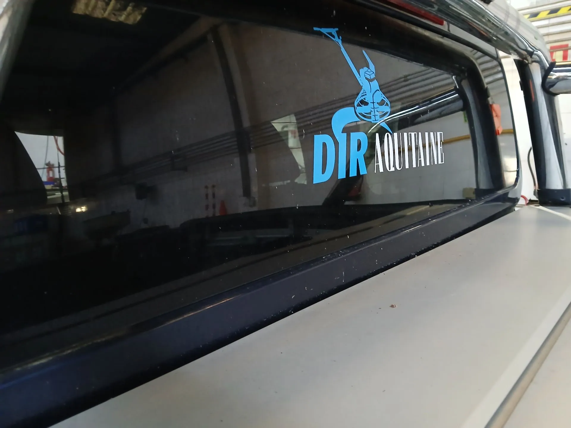 Luneta trasera NISSAN NP300 Navara Pick Up (D23) Imagem-3