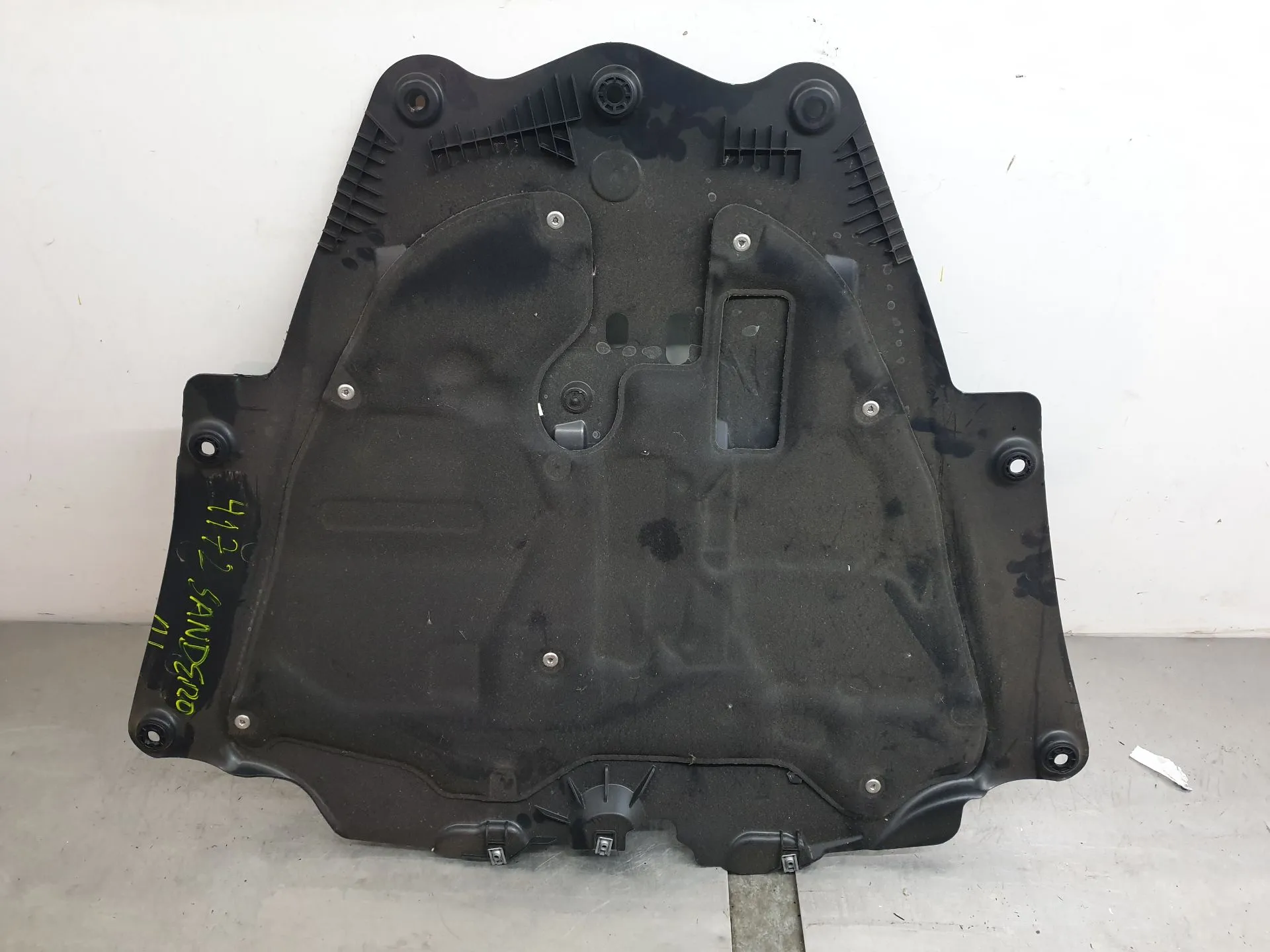 Engine underbody shielding DACIA Sandero III Imagem-1